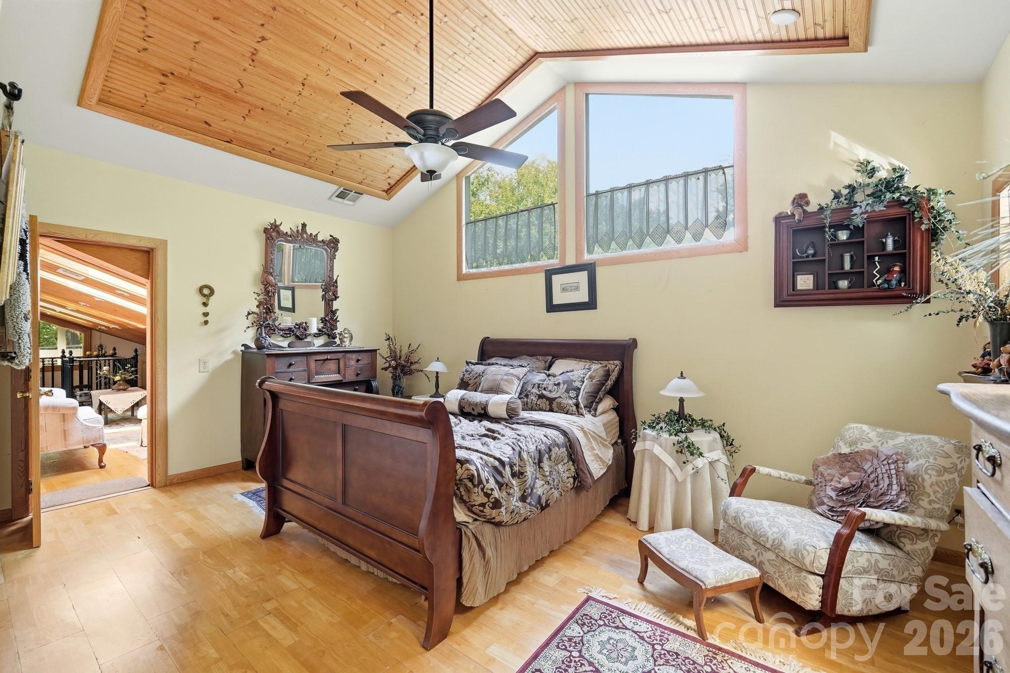 223 Millwood Lane — Charlotte