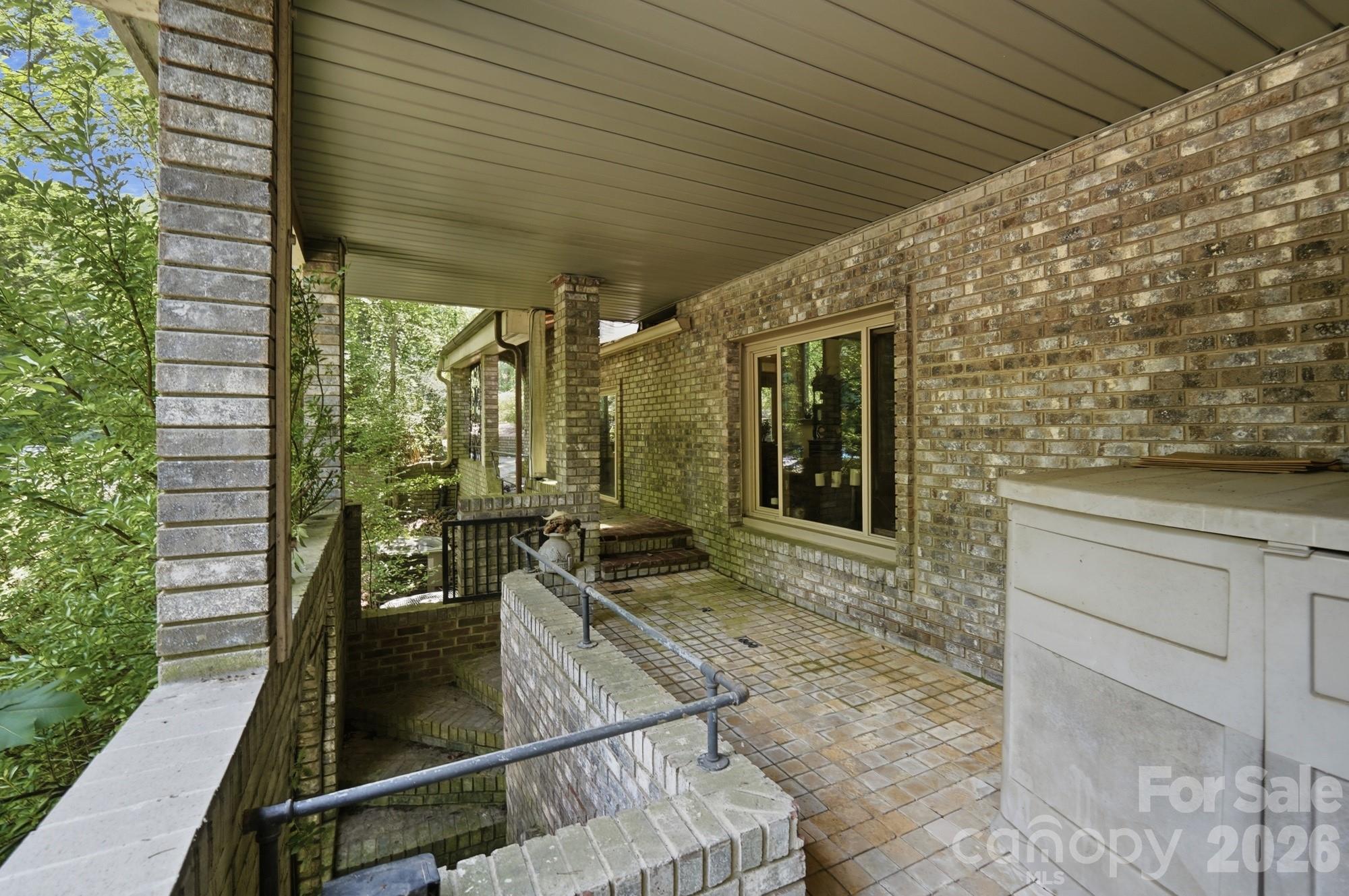 223 Millwood Lane — Charlotte