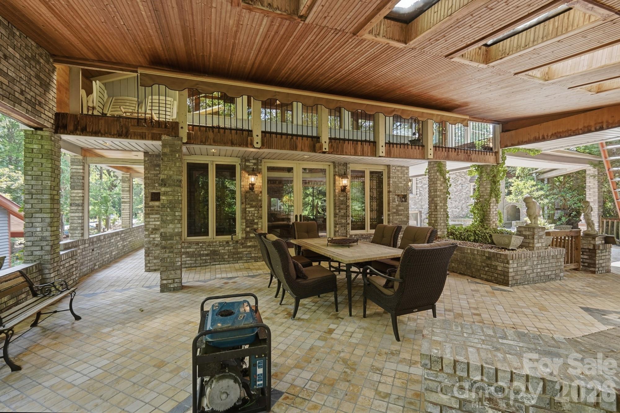 223 Millwood Lane — Charlotte