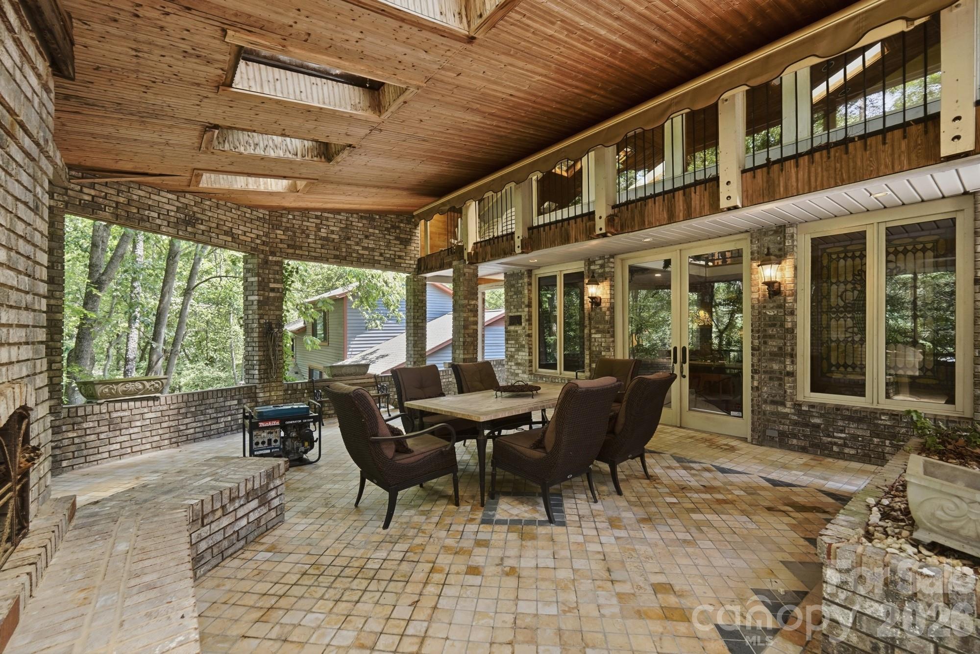 223 Millwood Lane — Charlotte