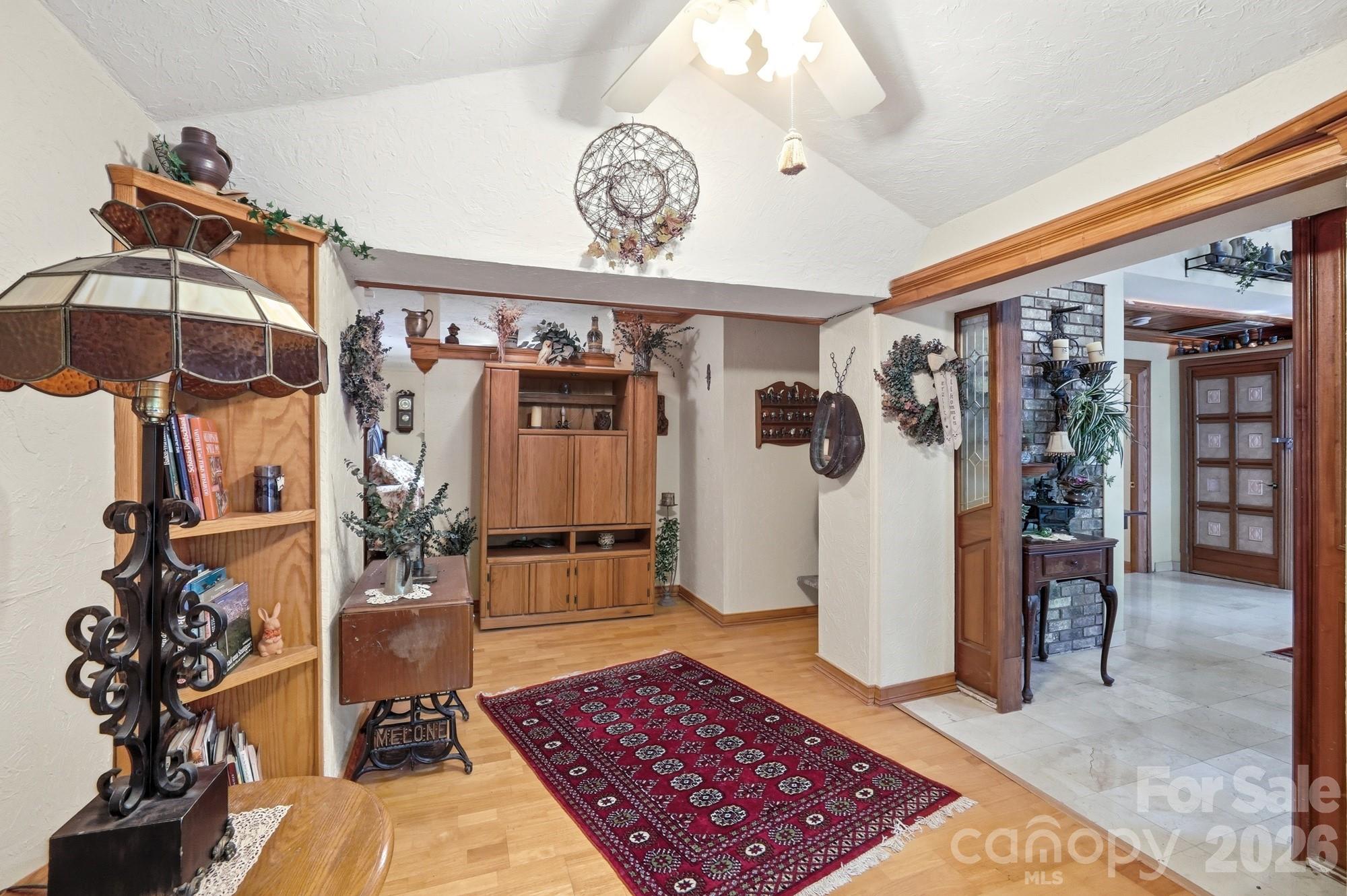 223 Millwood Lane — Charlotte
