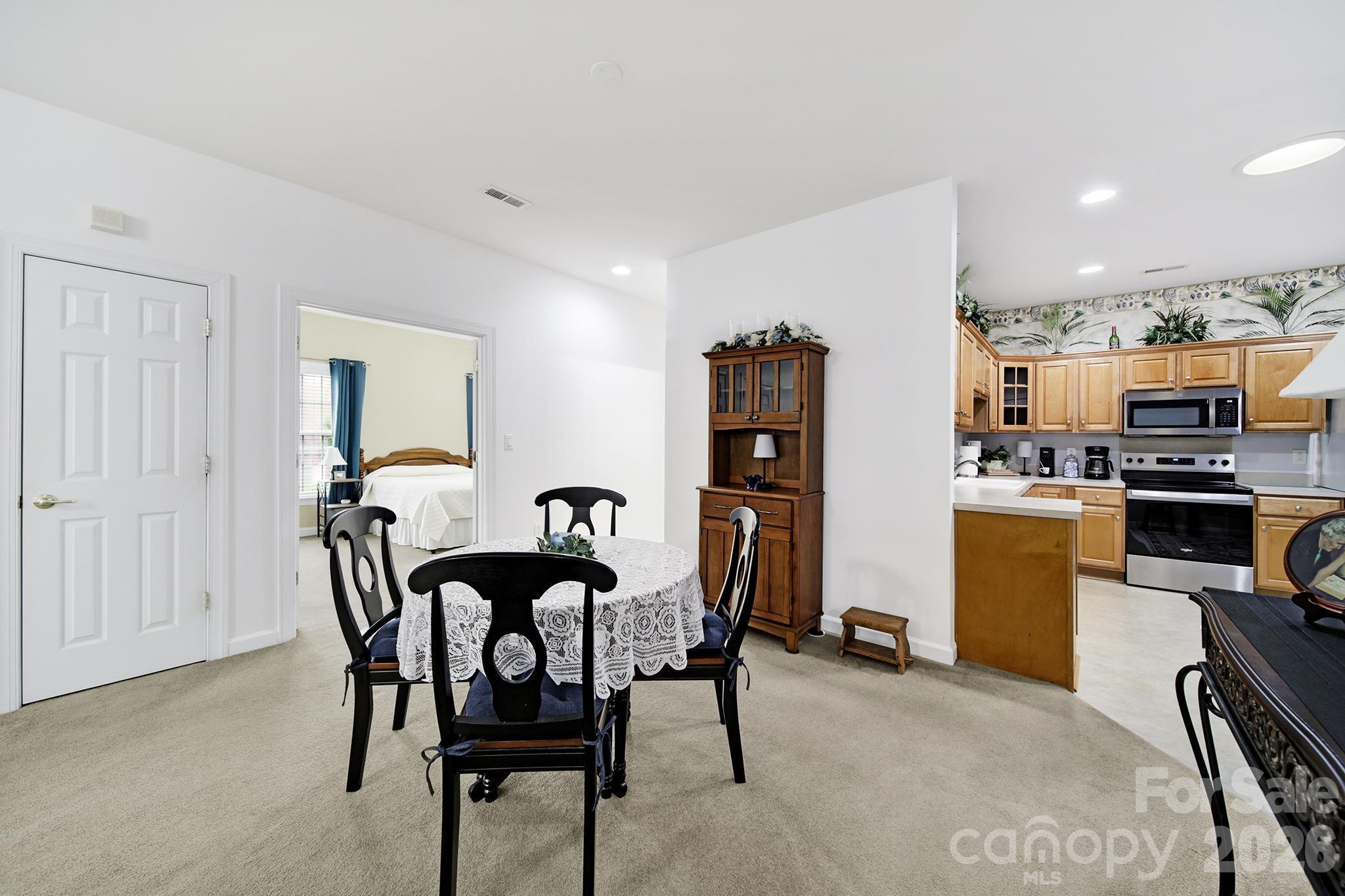 8368 Windsor Ridge Drive — Charlotte