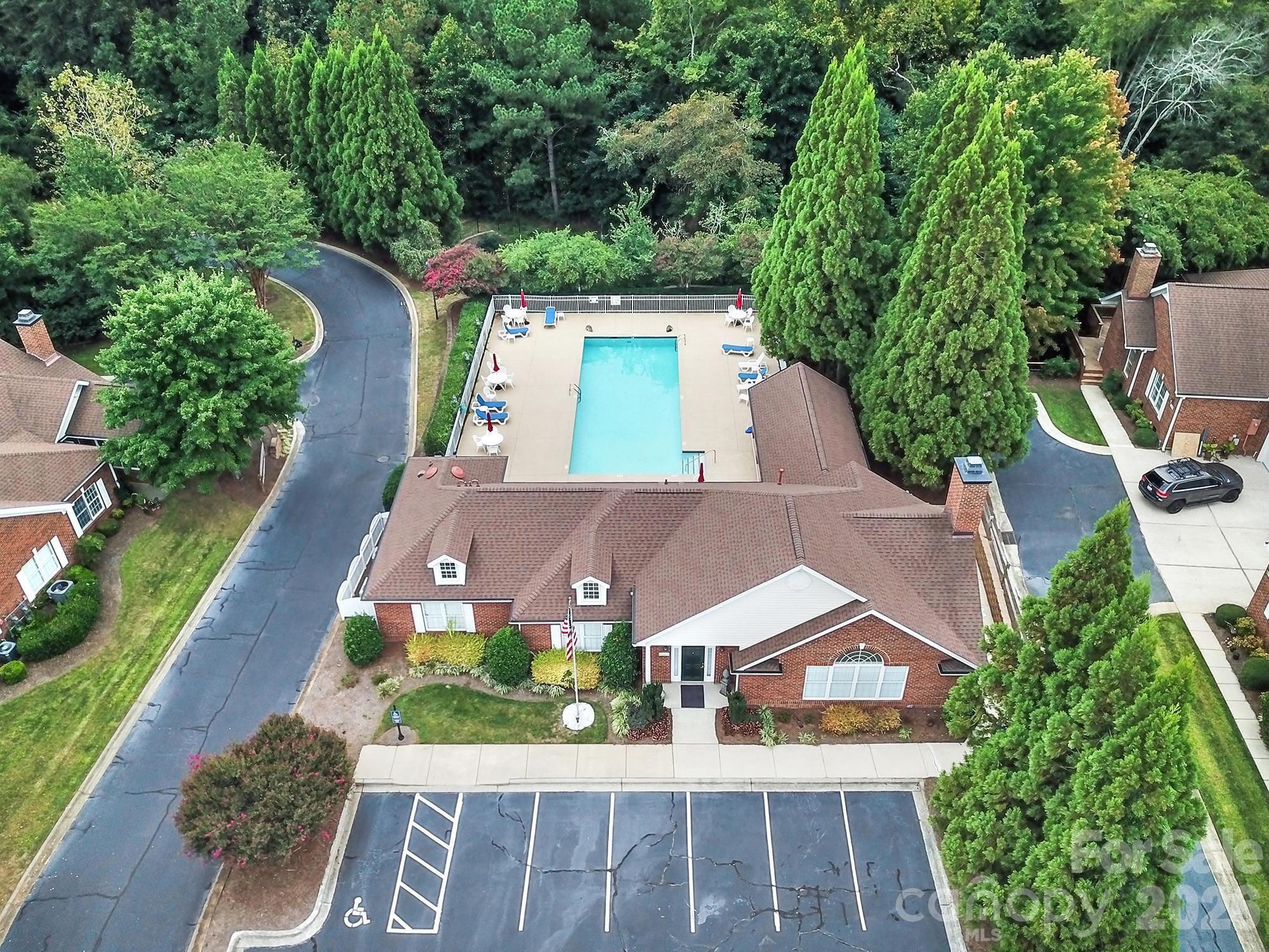 8368 Windsor Ridge Drive — Charlotte