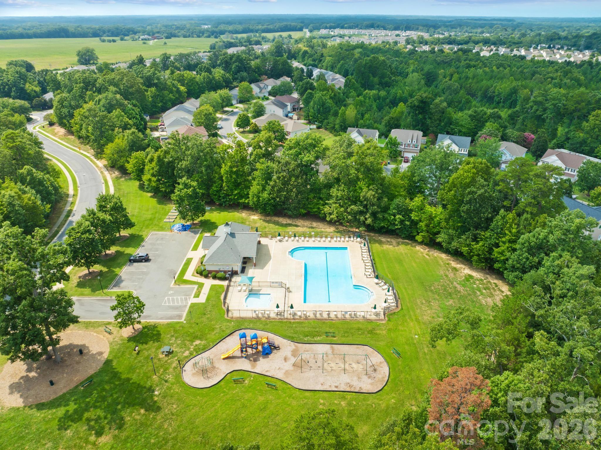 320 Lameshur Lane — Monroe