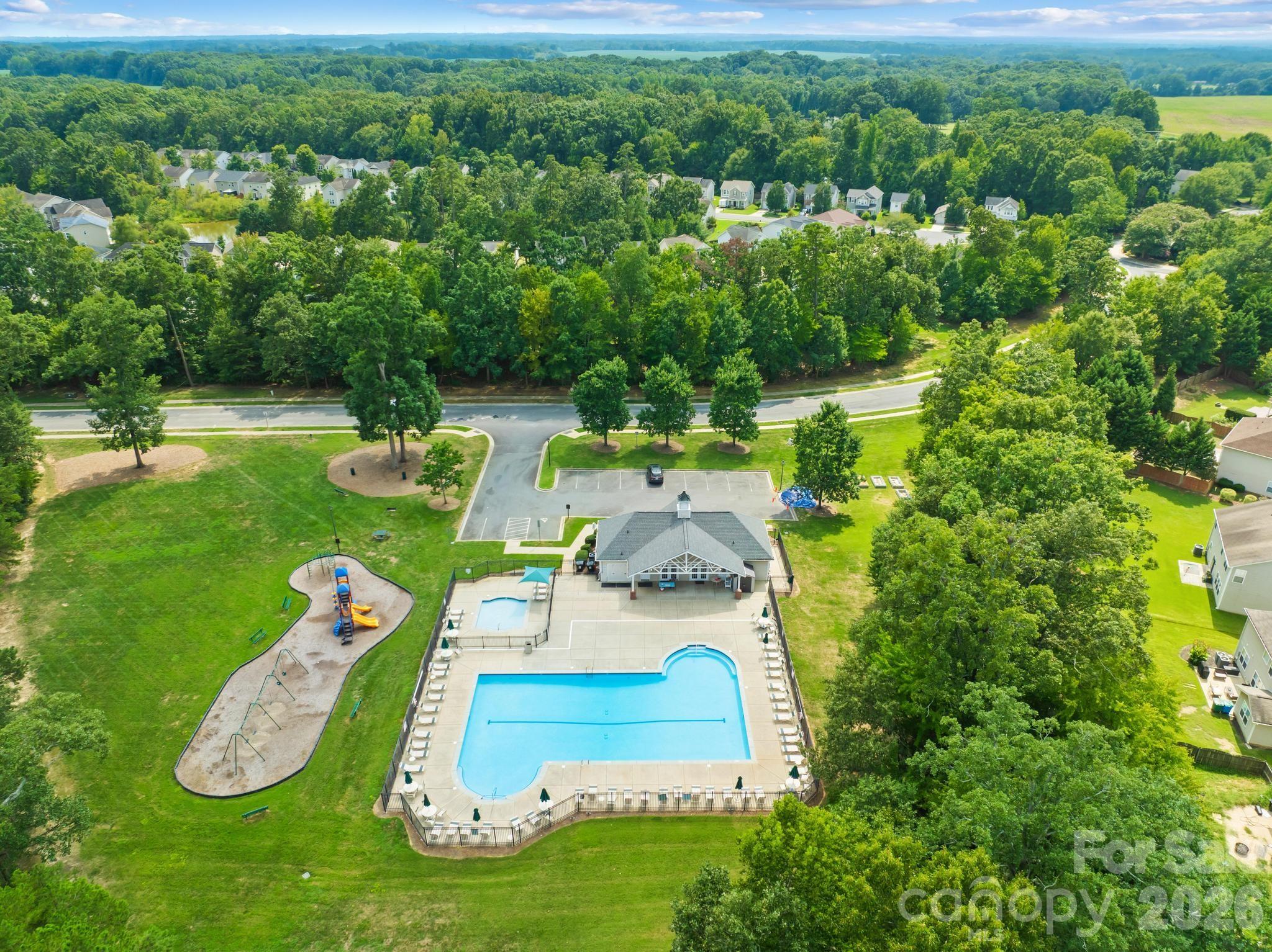 320 Lameshur Lane — Monroe