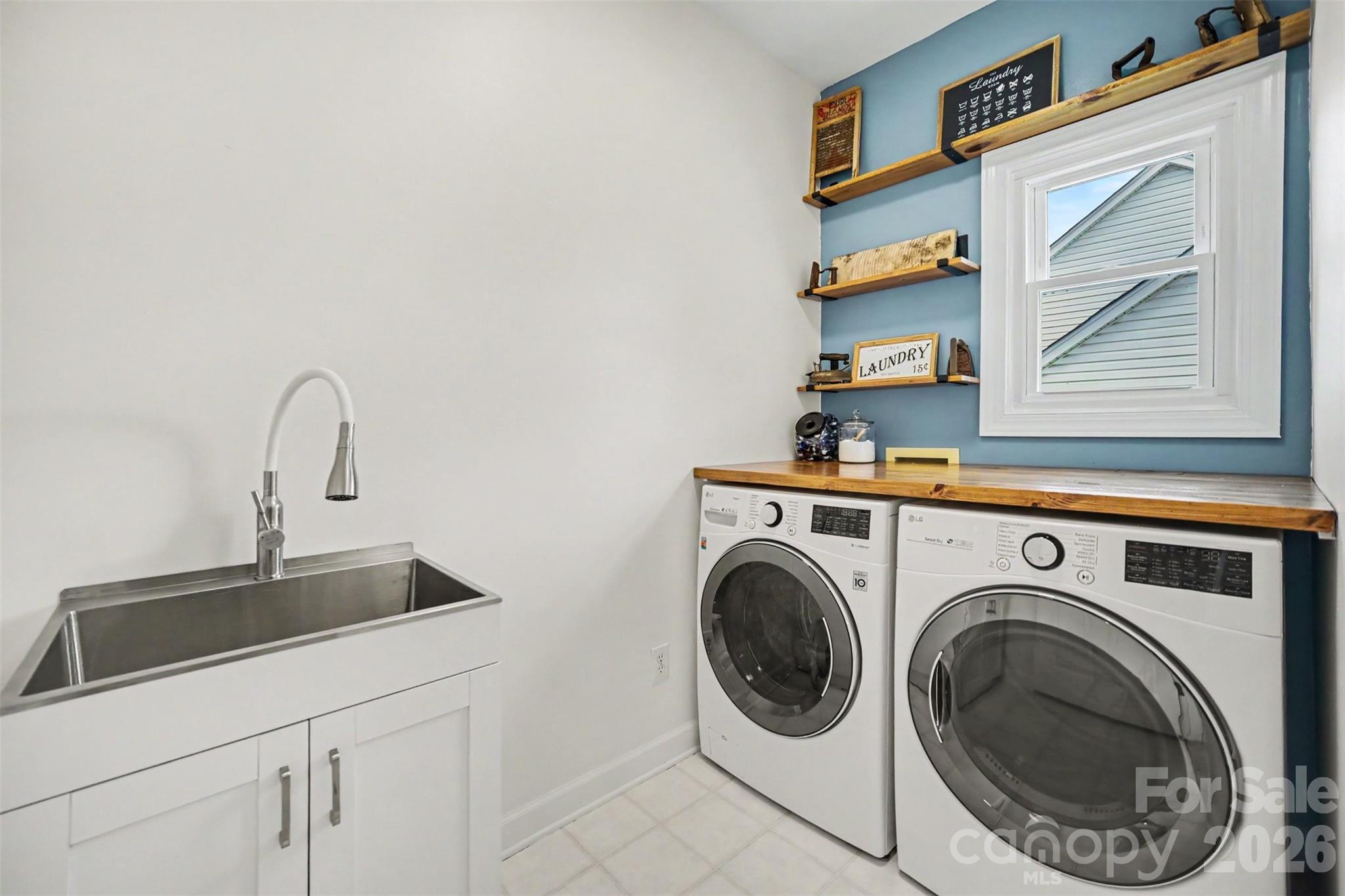 11511 Innes Court — Charlotte