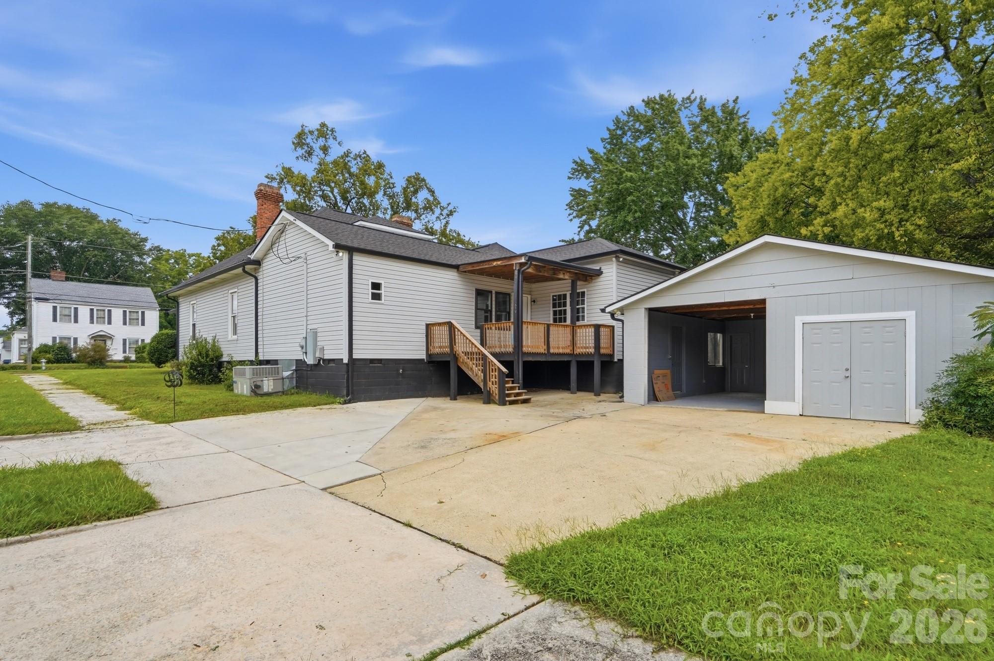 327 S Spruce Street — Rock Hill