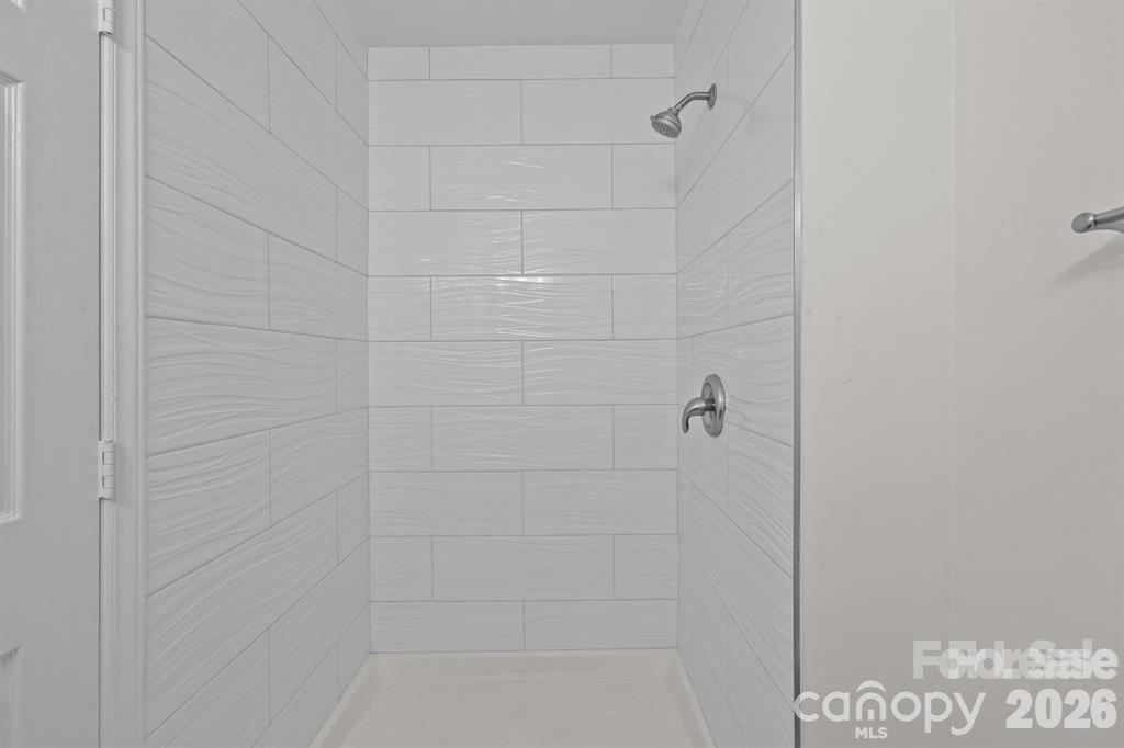 6203 Rosecroft Drive — Charlotte