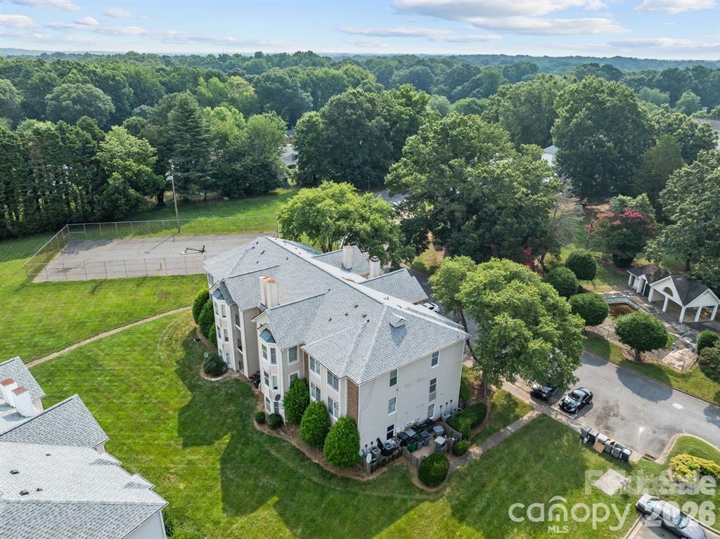 6203 Rosecroft Drive — Charlotte