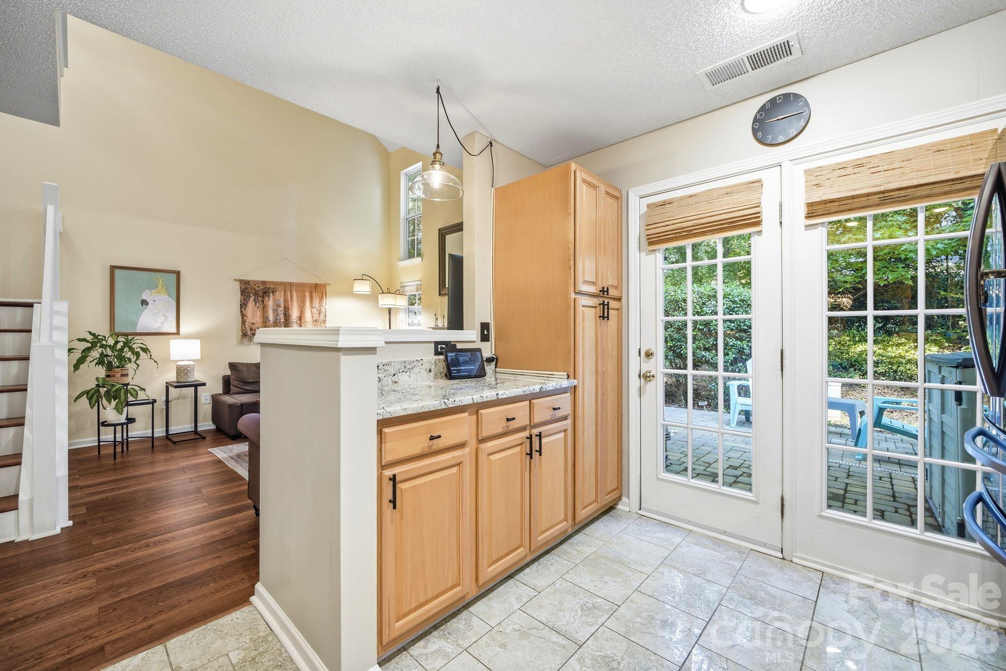 10631 Sleigh Bell Lane — Charlotte