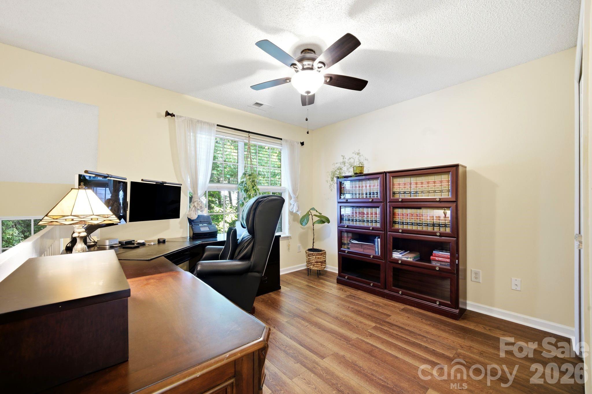 10631 Sleigh Bell Lane — Charlotte