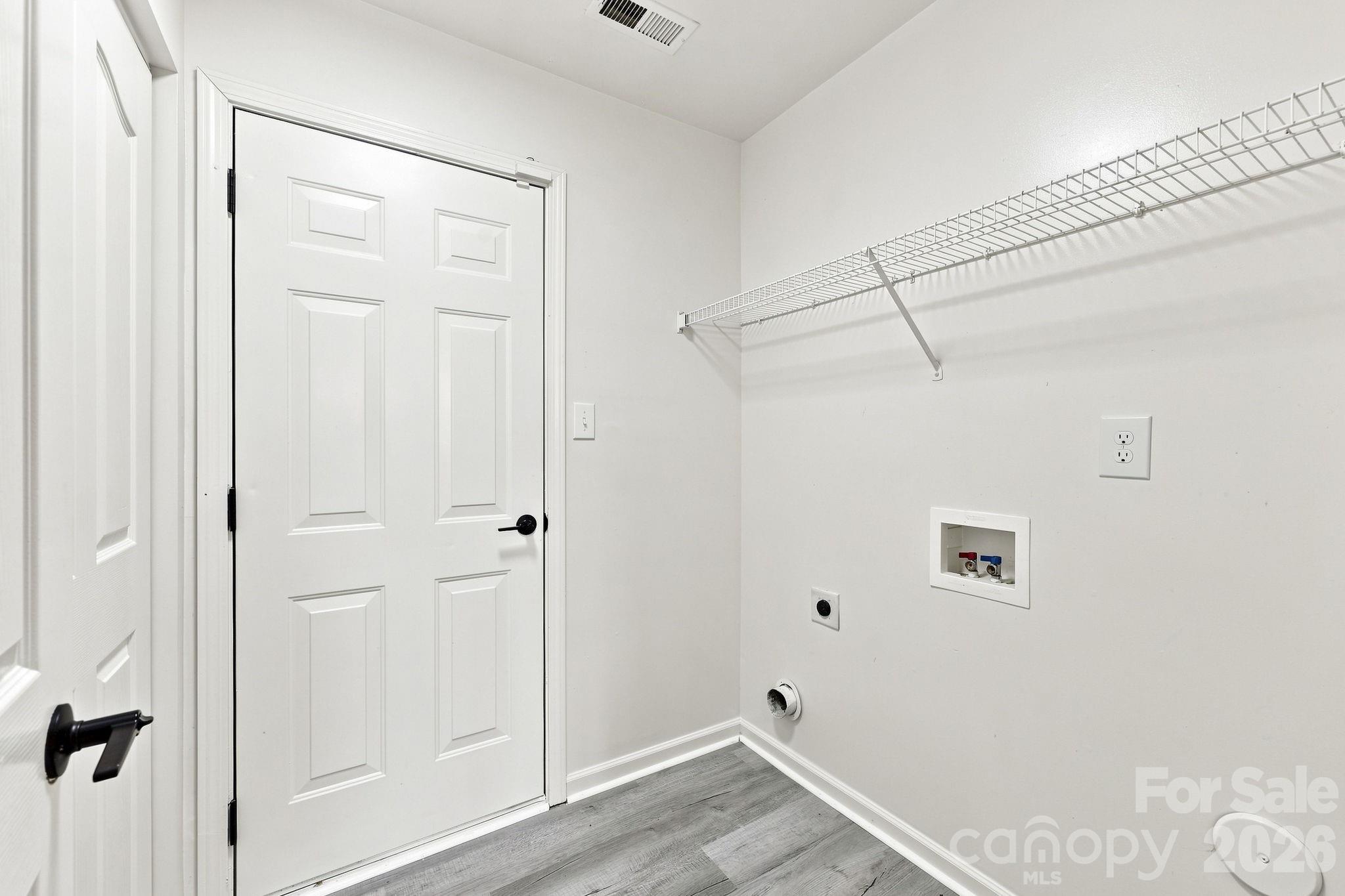 8207 Belmont Stables Drive — Charlotte