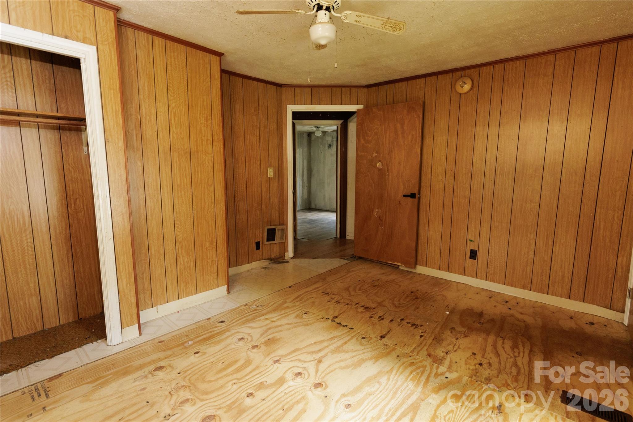 329 Finley Avenue NW — Lenoir