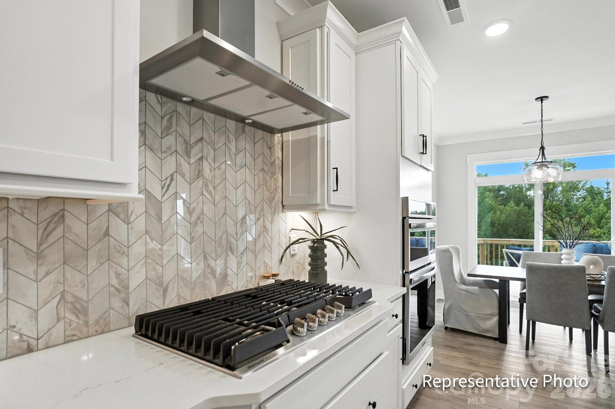 6022 New River Drive — Huntersville