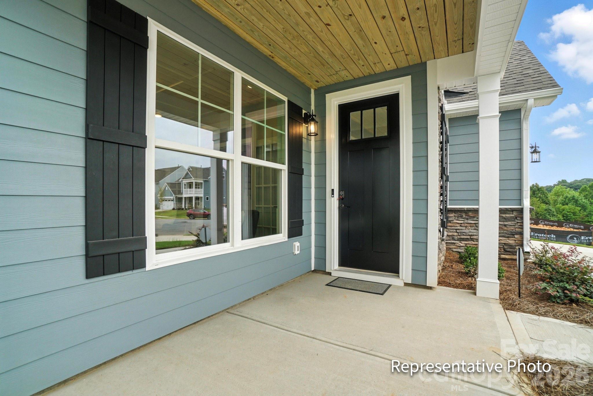 6022 New River Drive — Huntersville