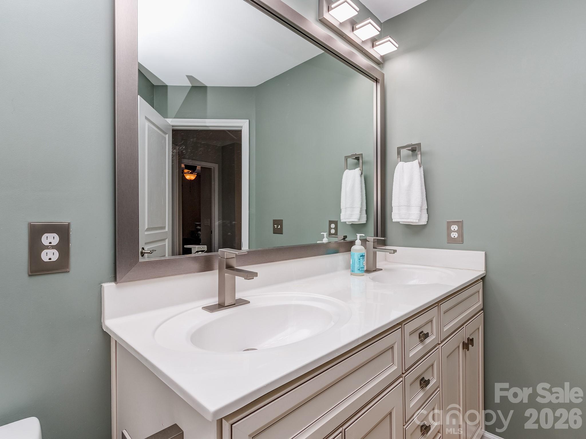 5951 Carrollton Lane — Charlotte