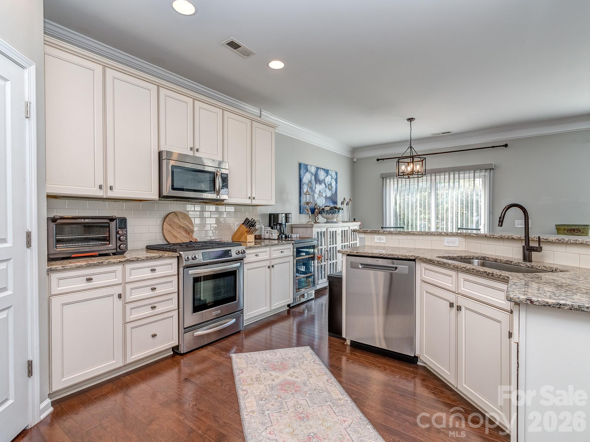 5951 Carrollton Lane — Charlotte