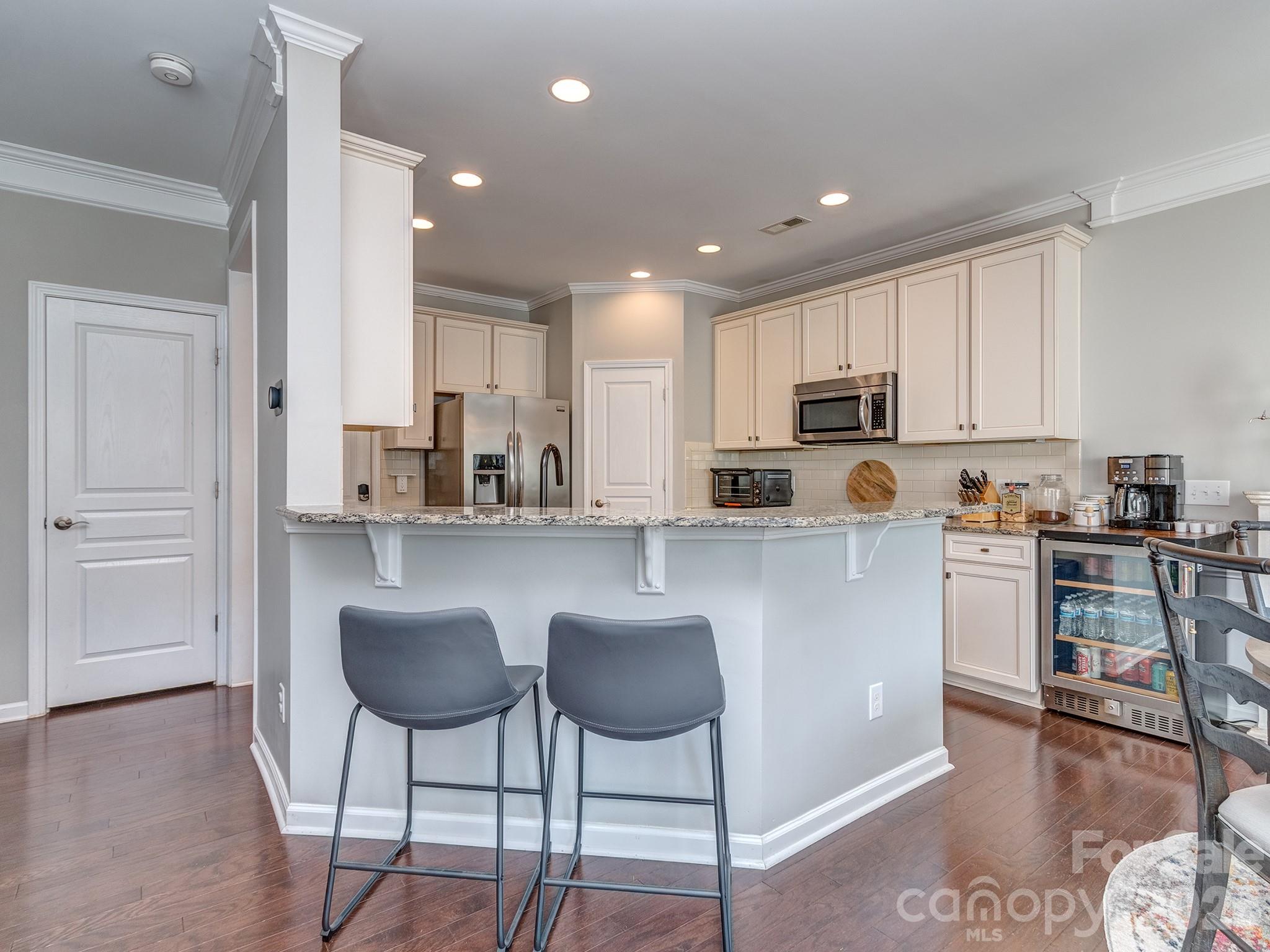 5951 Carrollton Lane — Charlotte