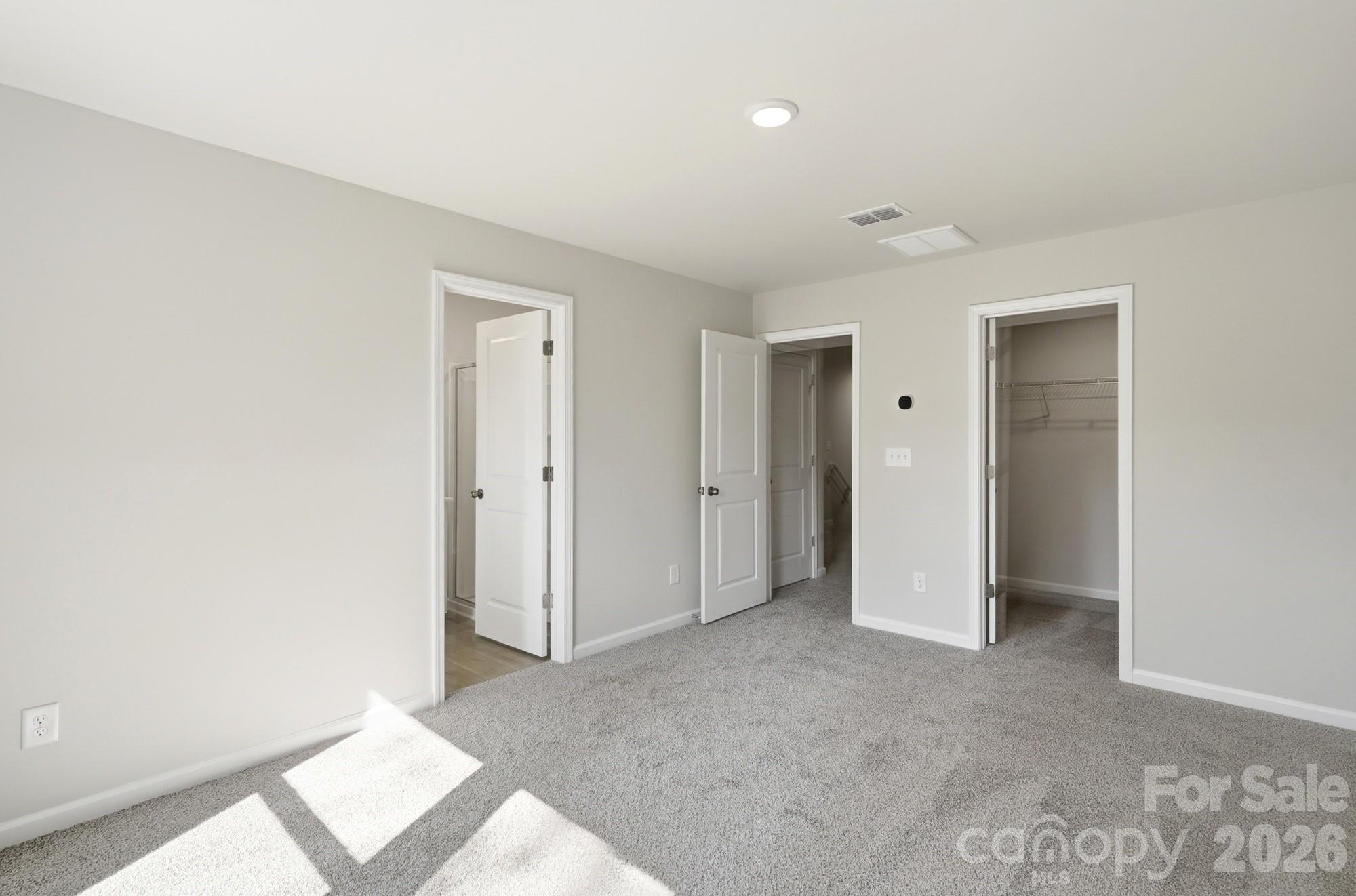 3205 Meadow Knoll Drive — Charlotte