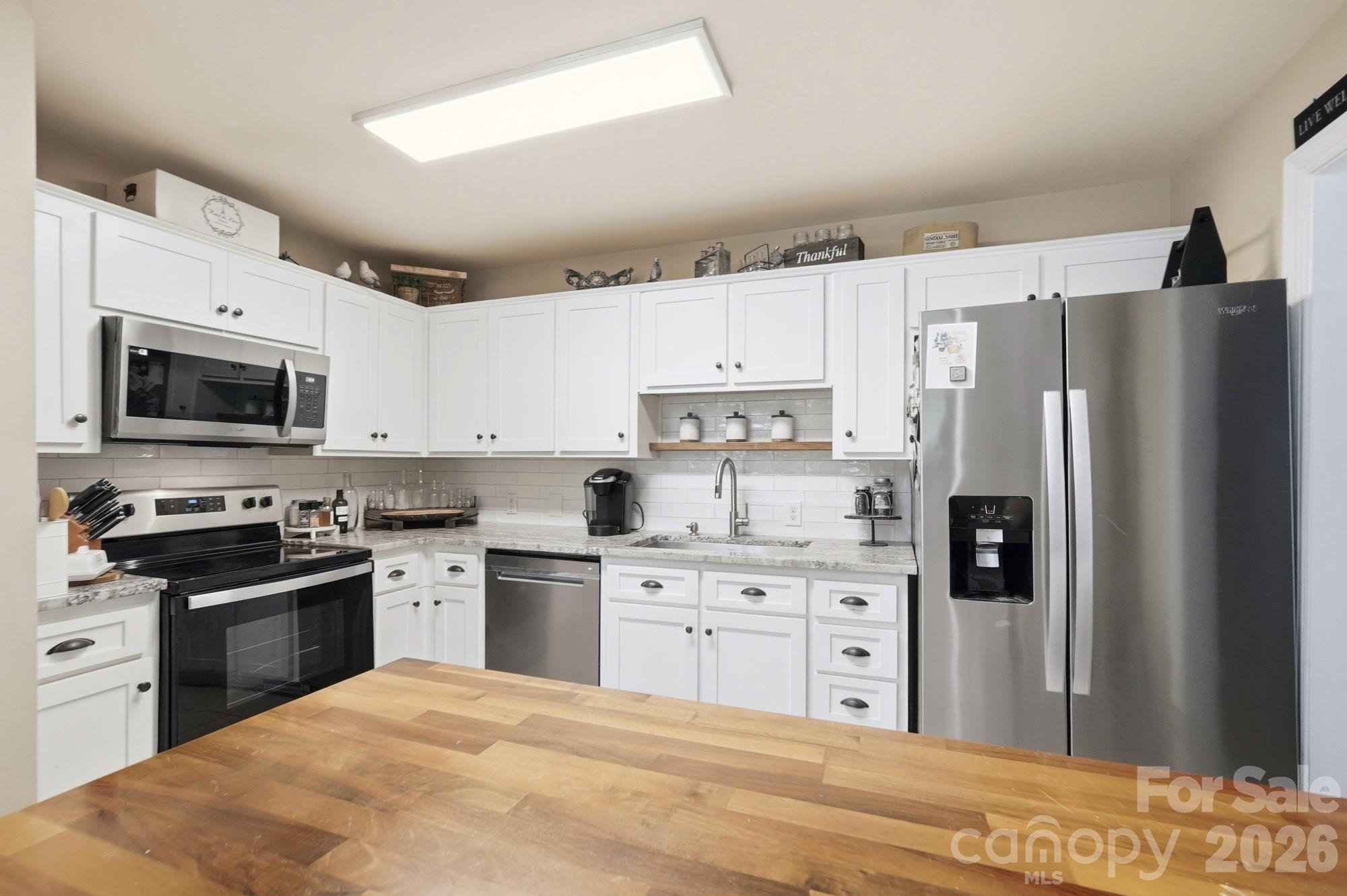 141 Oak Leaf Lane — Wingate