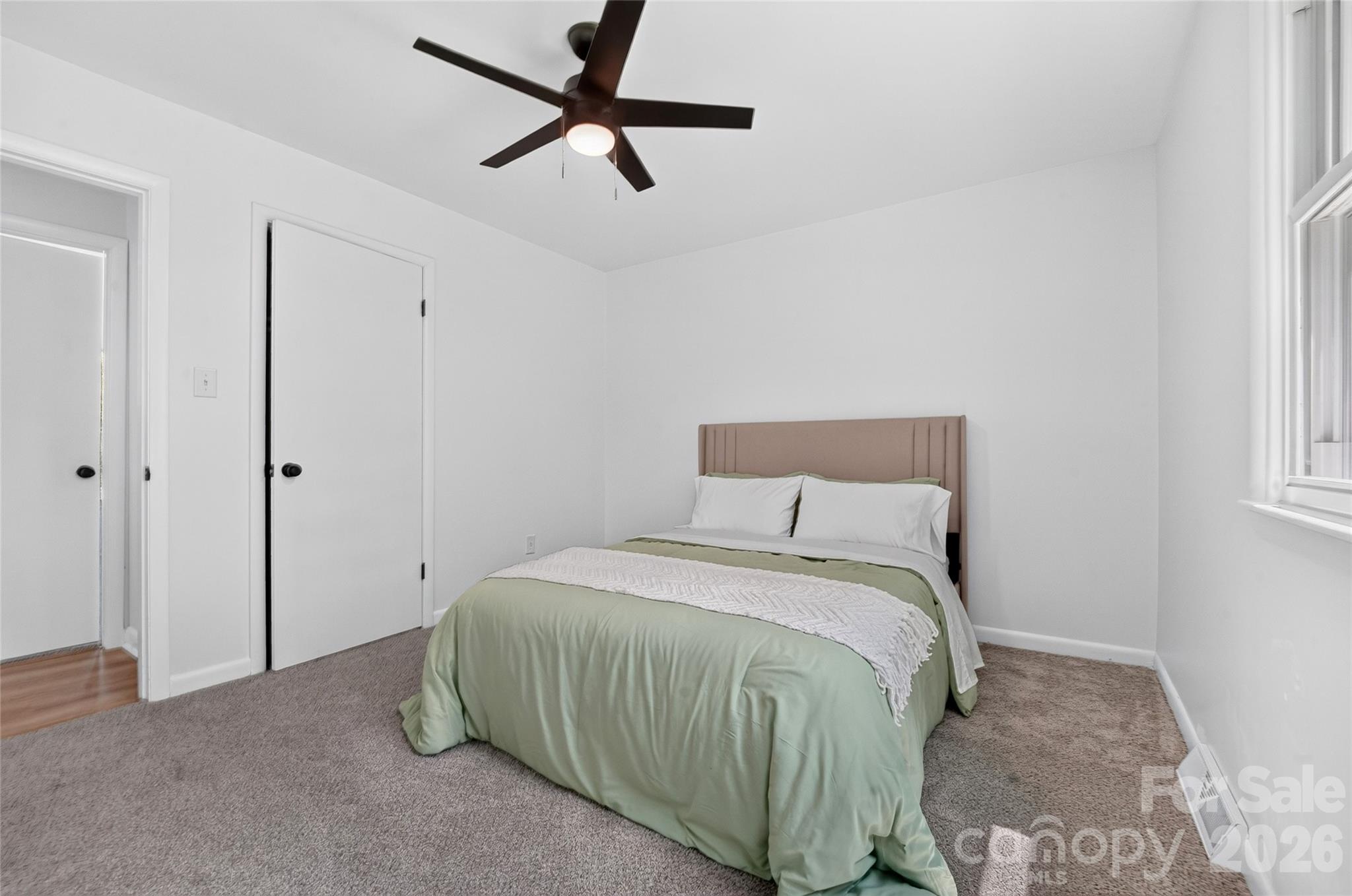 4040 Burnham Court — Winston Salem