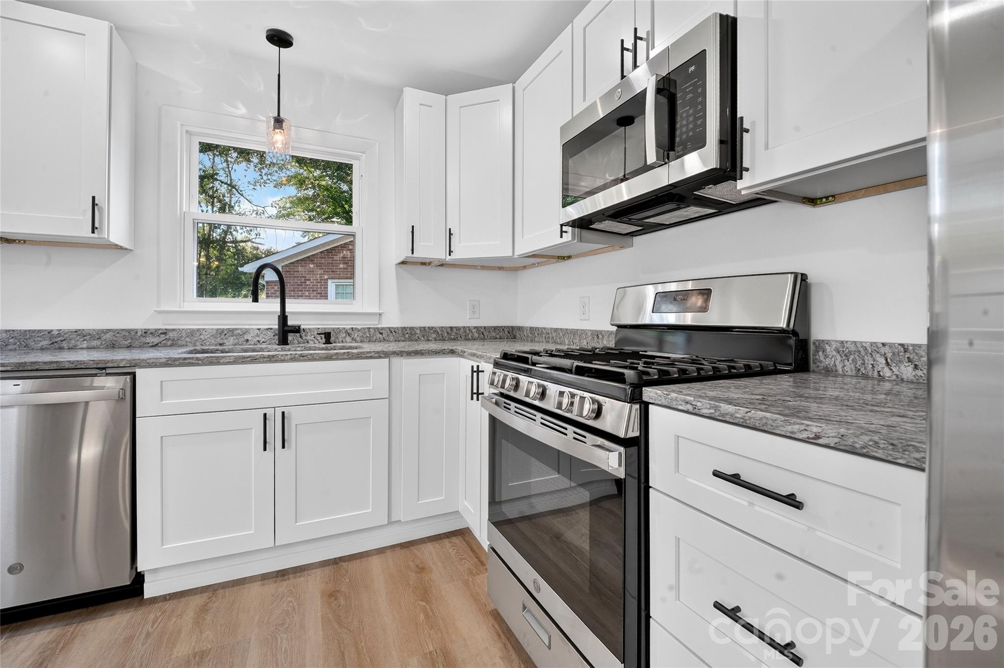 4040 Burnham Court — Winston Salem