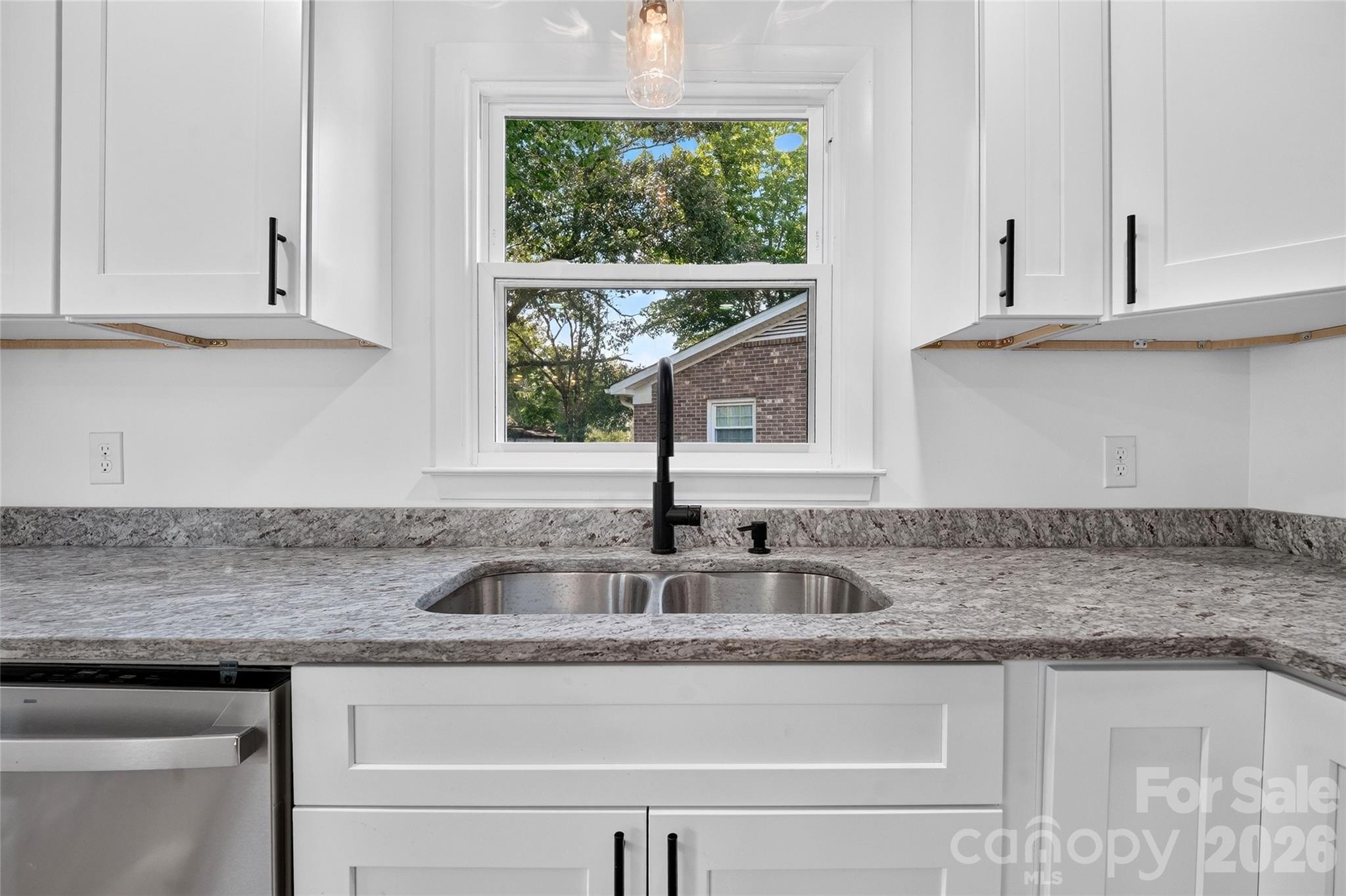 4040 Burnham Court — Winston Salem