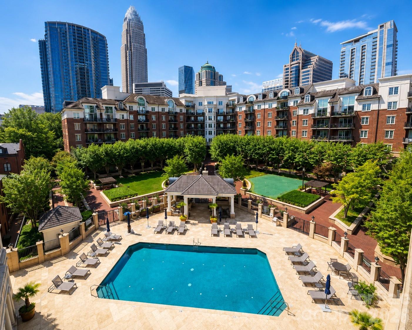 300 W 5th Street #546 — Charlotte