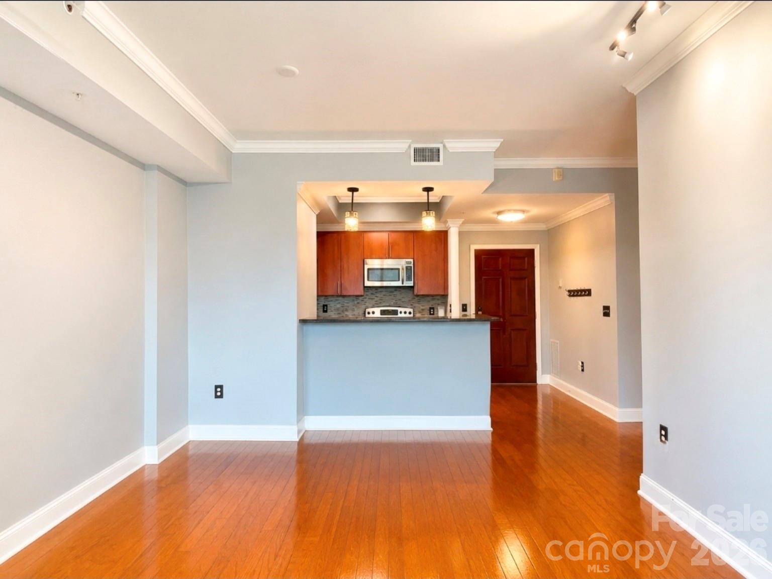 300 W 5th Street #546 — Charlotte