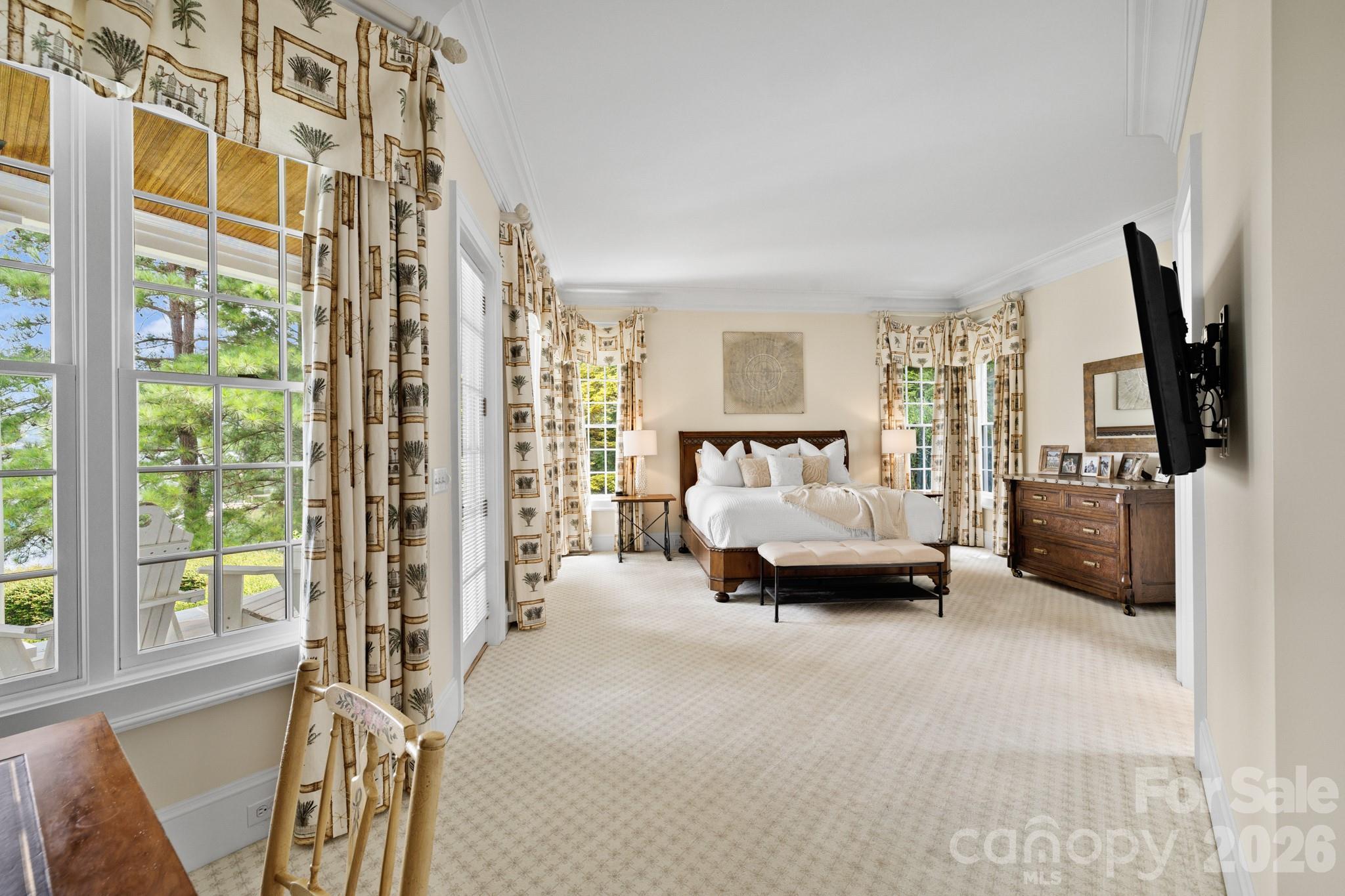 126 Watch Harbor Road — New London