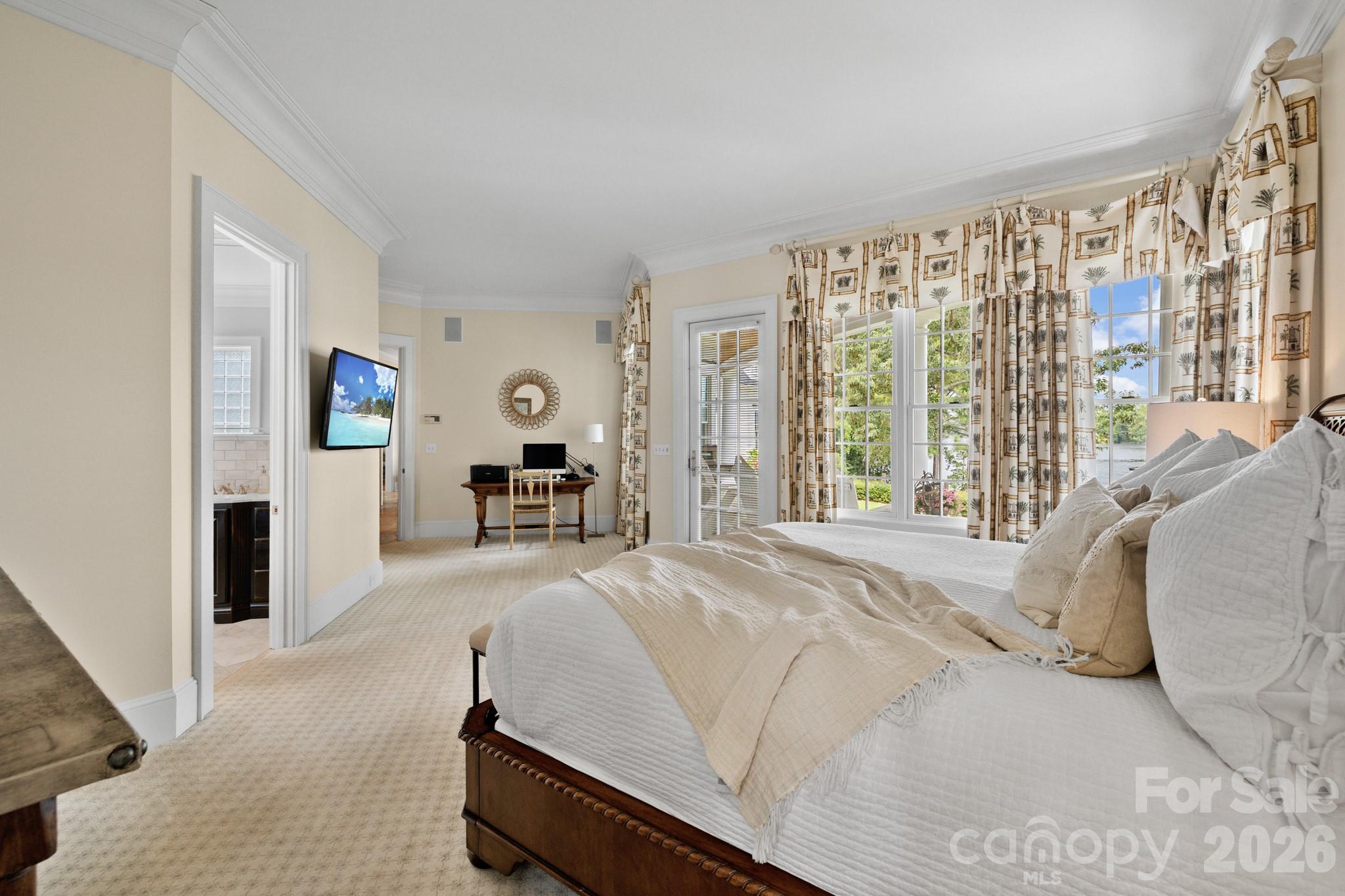 126 Watch Harbor Road — New London