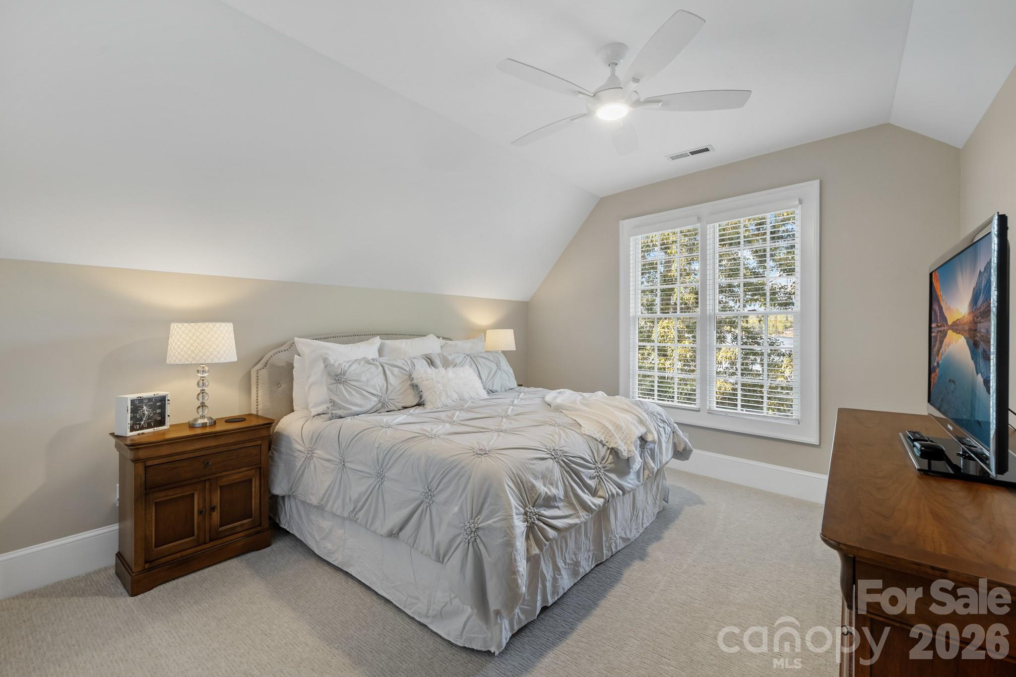 126 Watch Harbor Road — New London