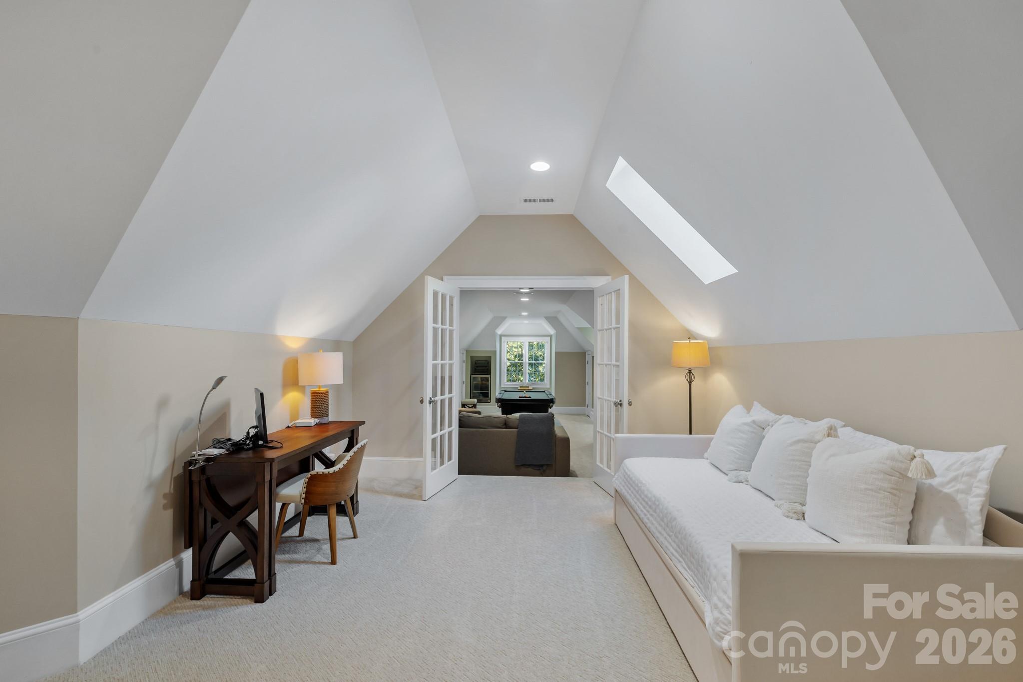 126 Watch Harbor Road — New London