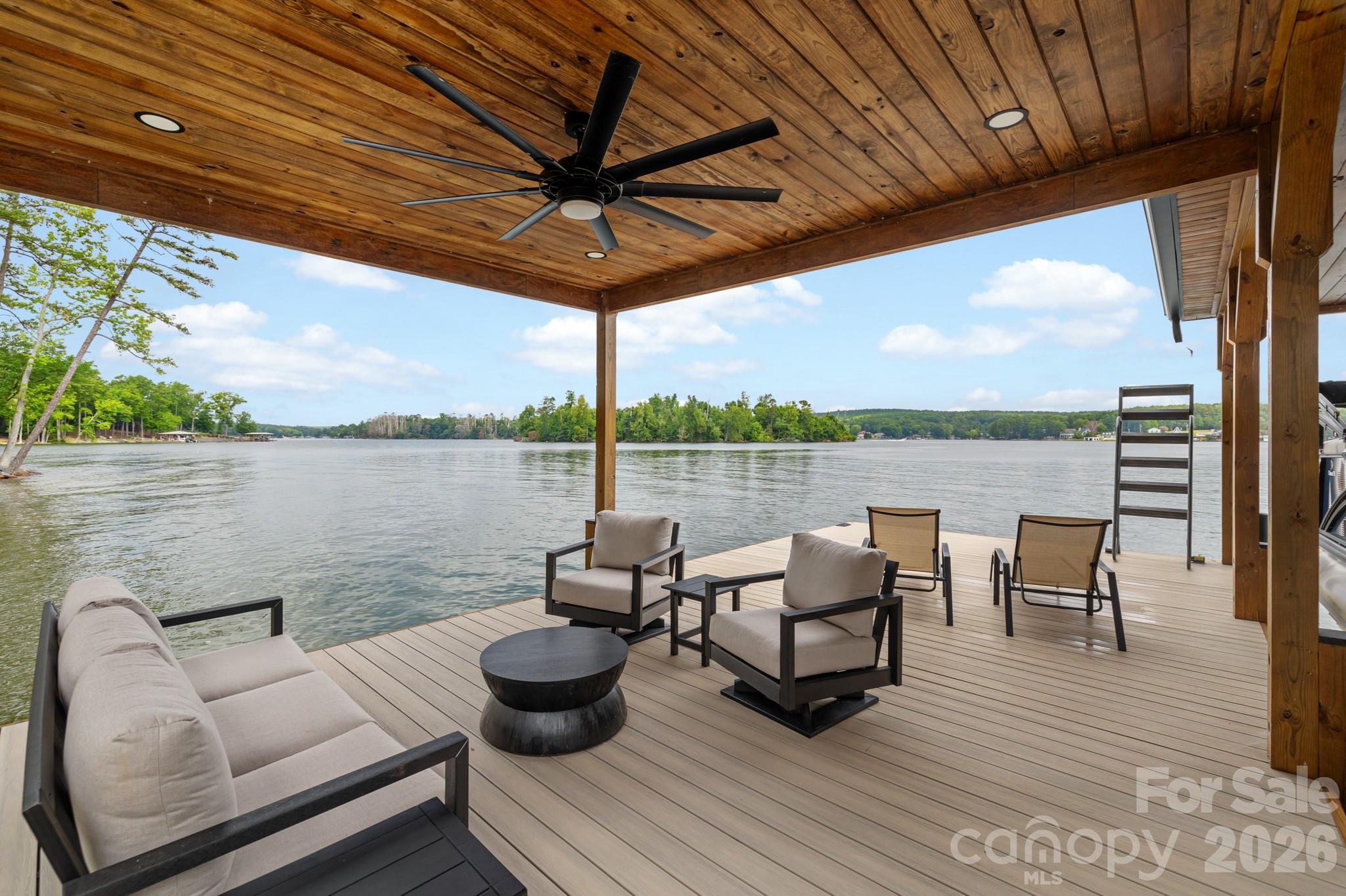 126 Watch Harbor Road — New London