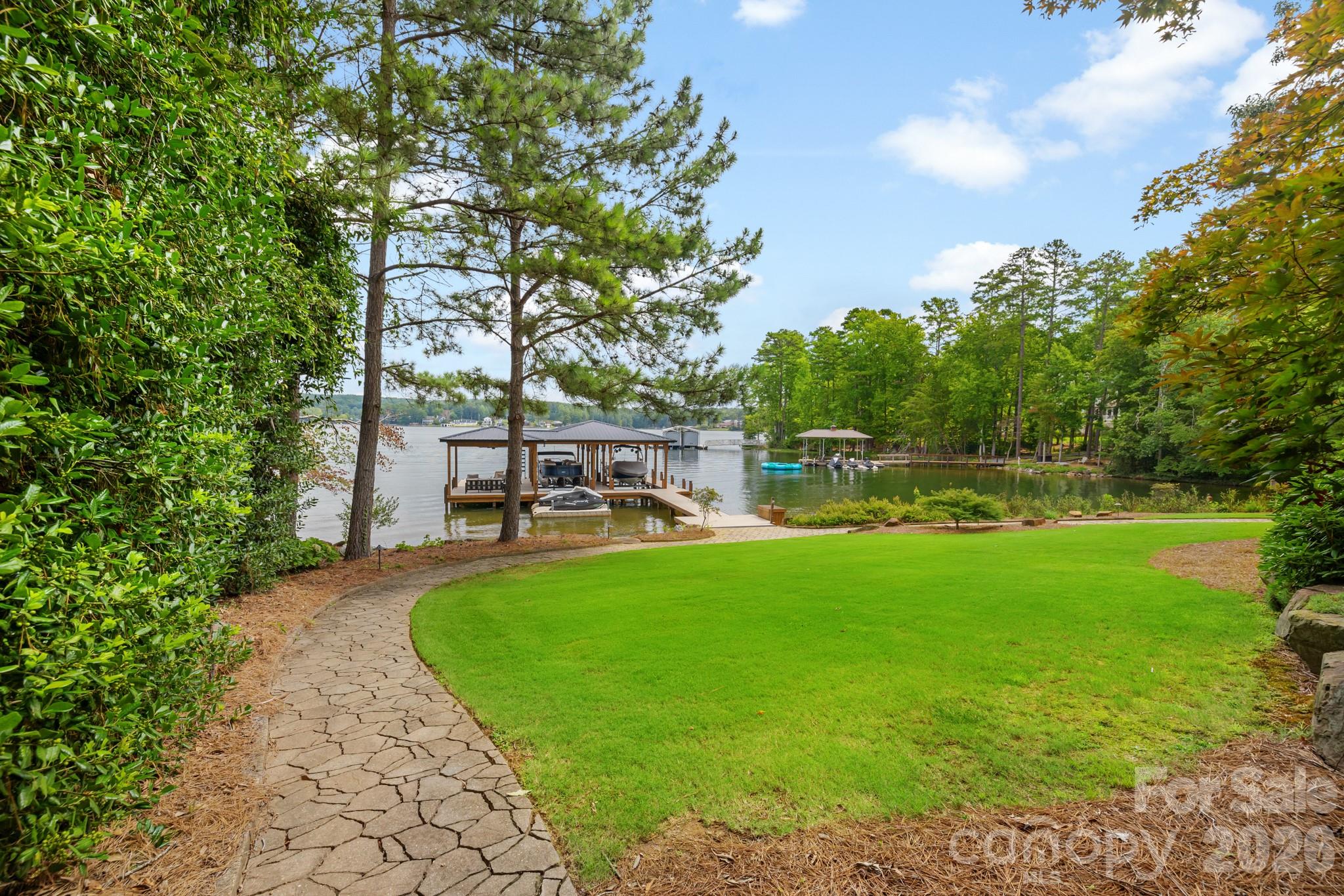 126 Watch Harbor Road — New London