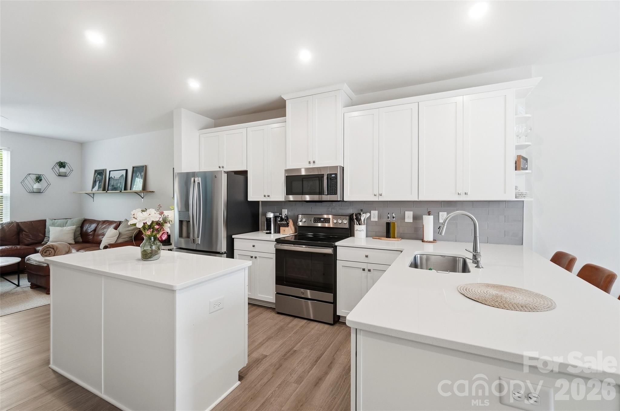 1259 N Caldwell Street — Charlotte