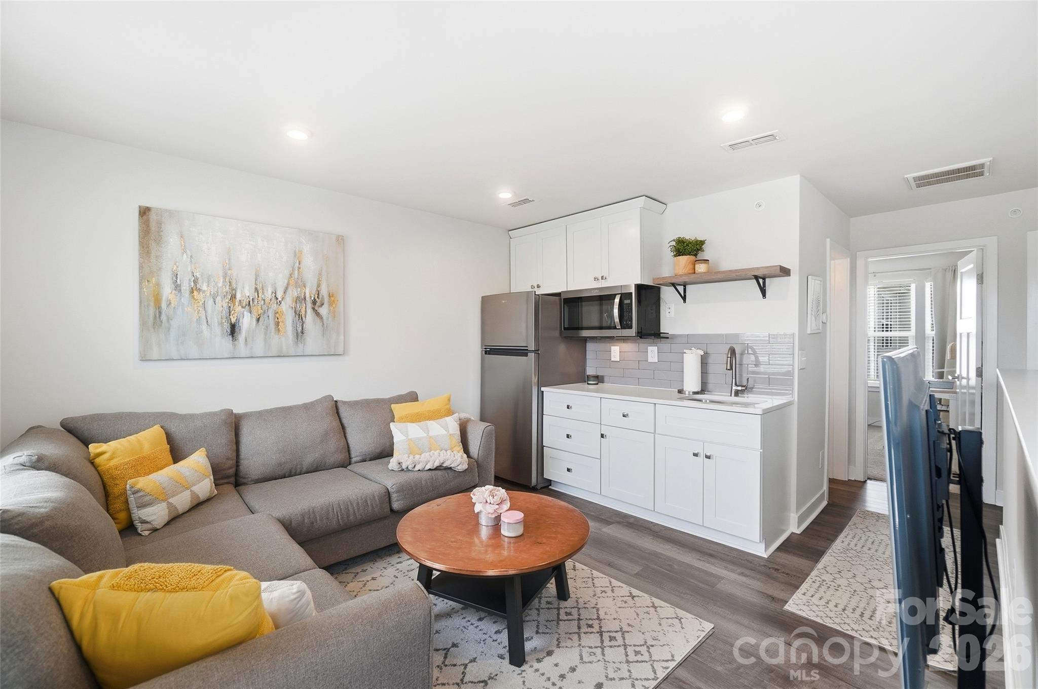 1259 N Caldwell Street — Charlotte