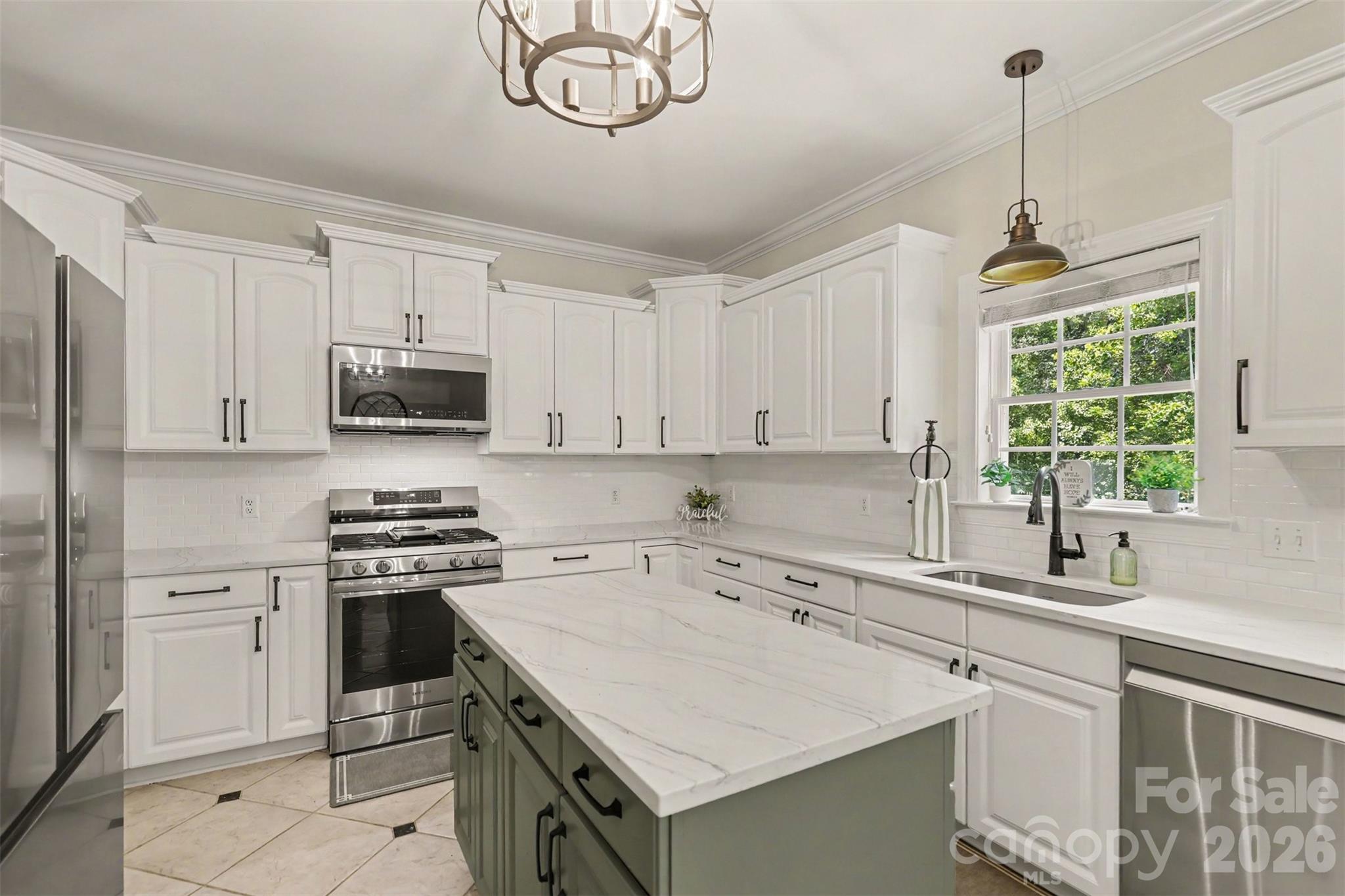 8401 Shelley Mullis Road — Fort Mill