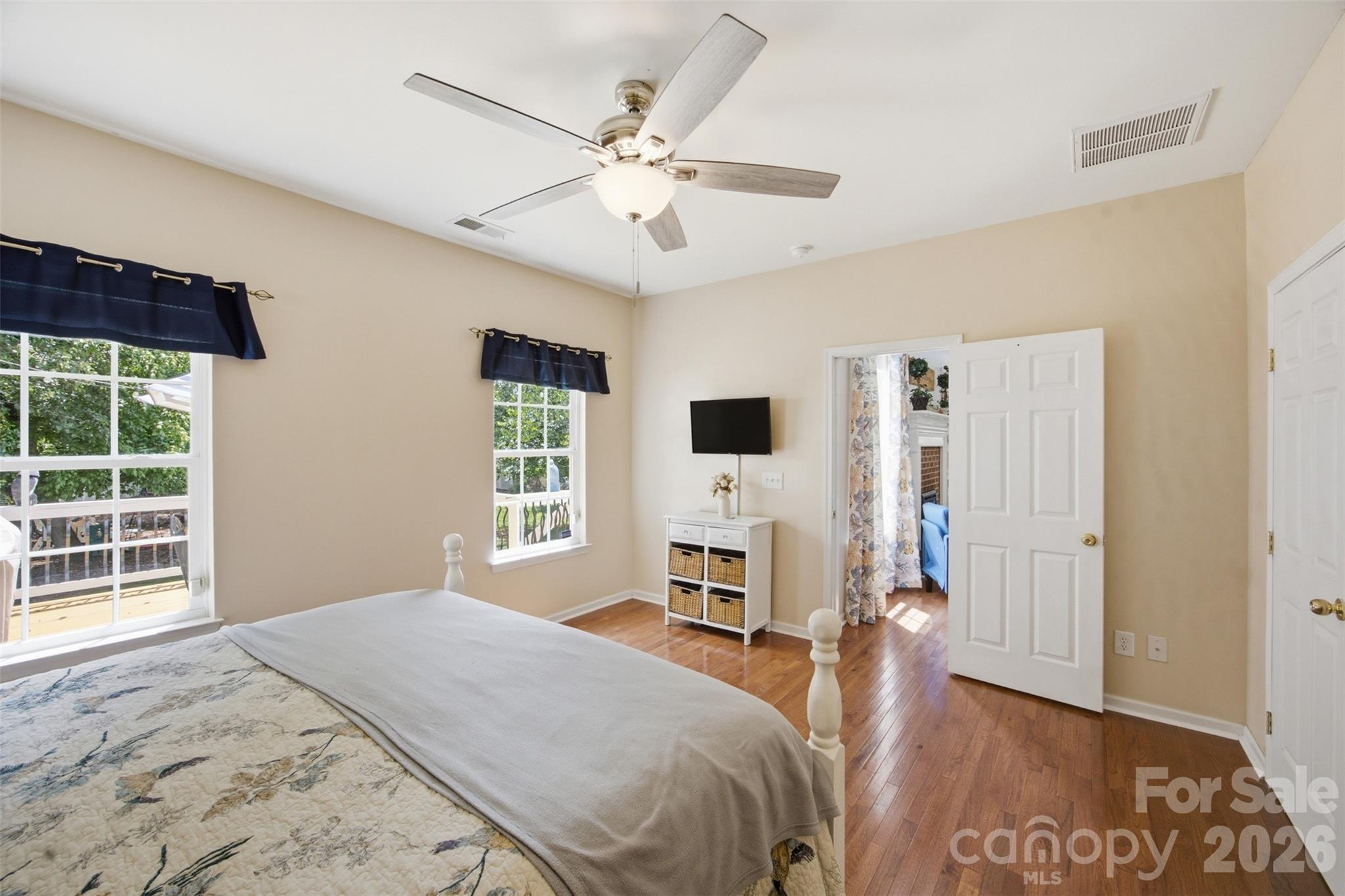 221 Nixon Road — Belmont