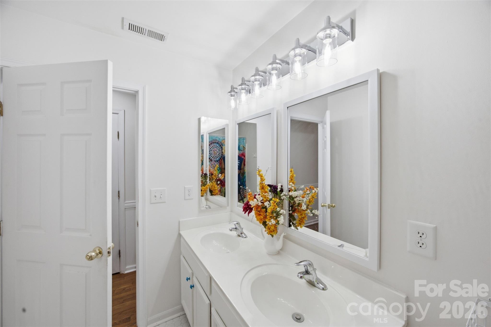 221 Nixon Road — Belmont