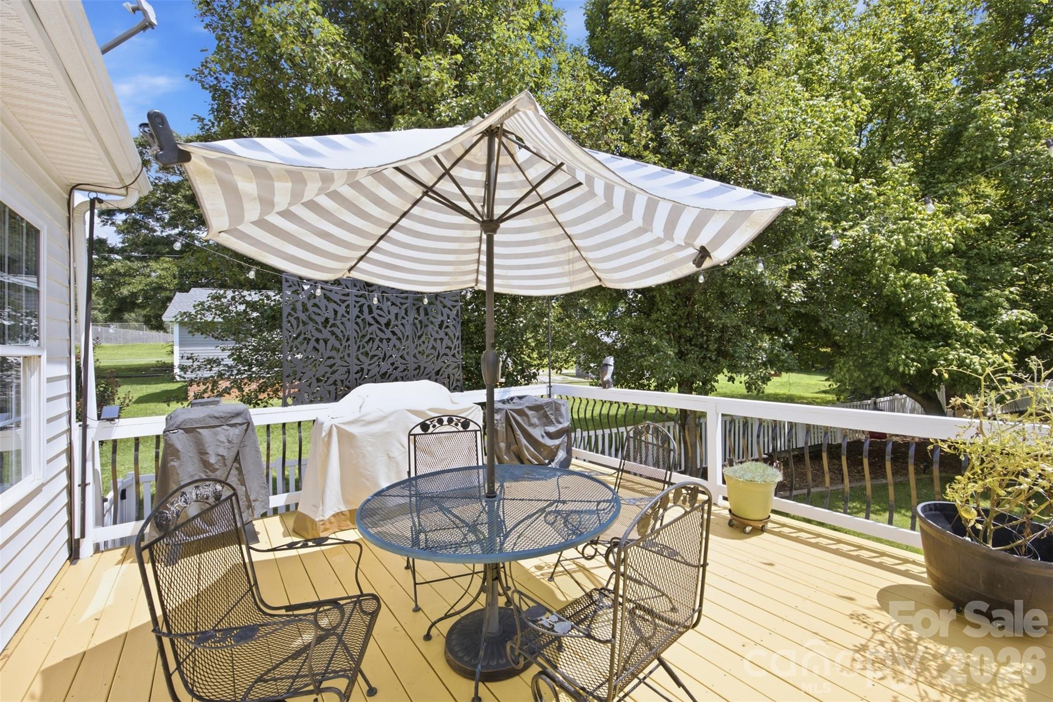 221 Nixon Road — Belmont