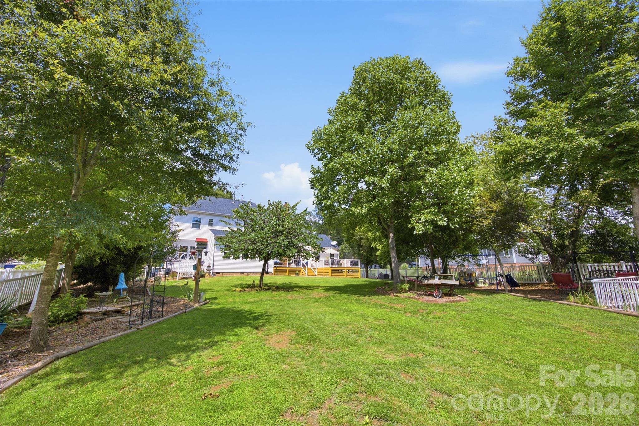 221 Nixon Road — Belmont
