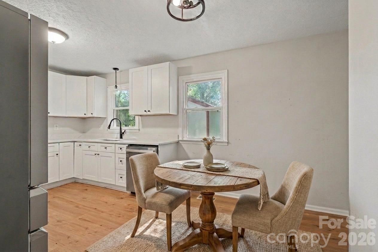 1328 Newton Street — Shelby