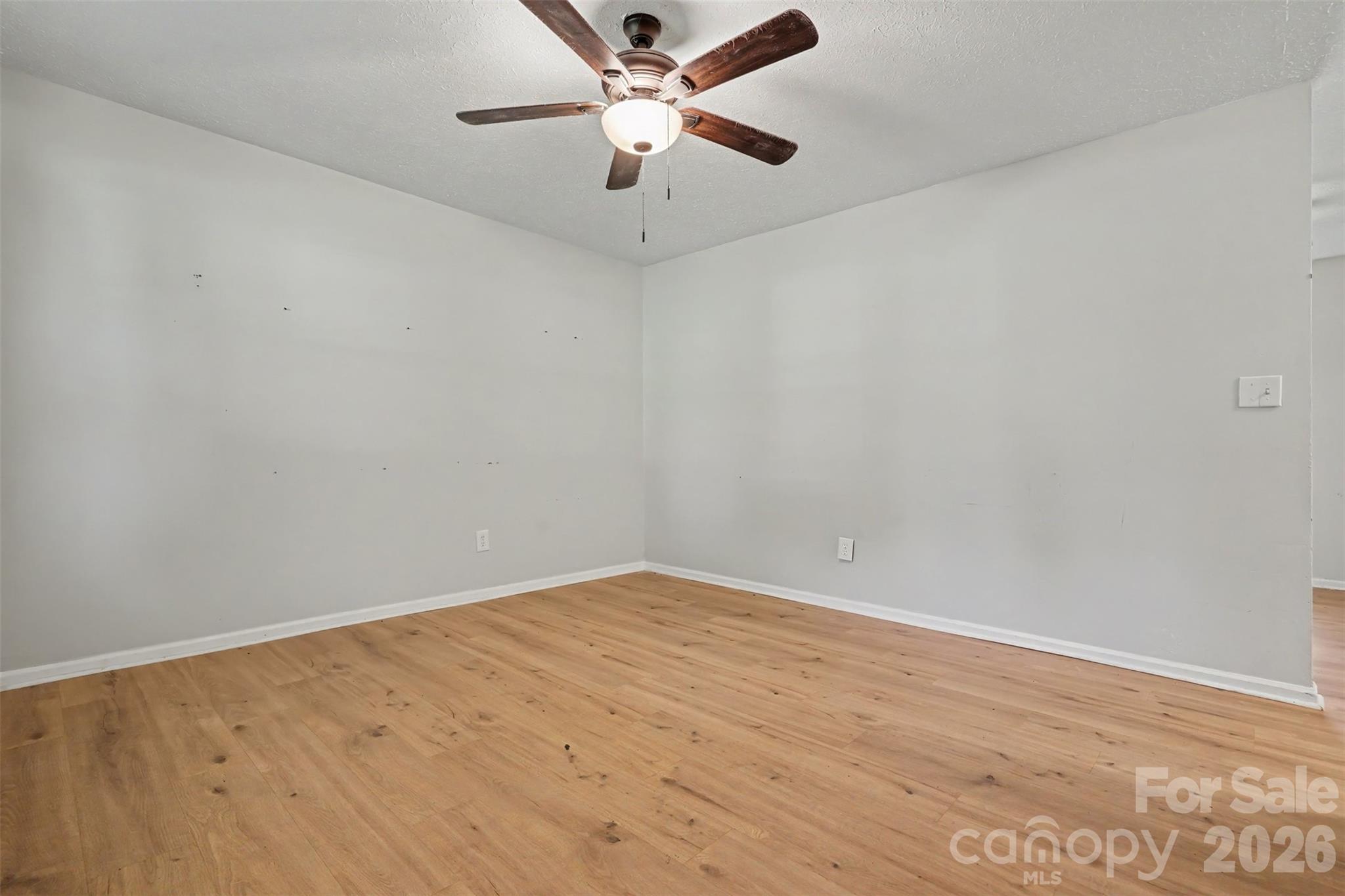 1328 Newton Street — Shelby