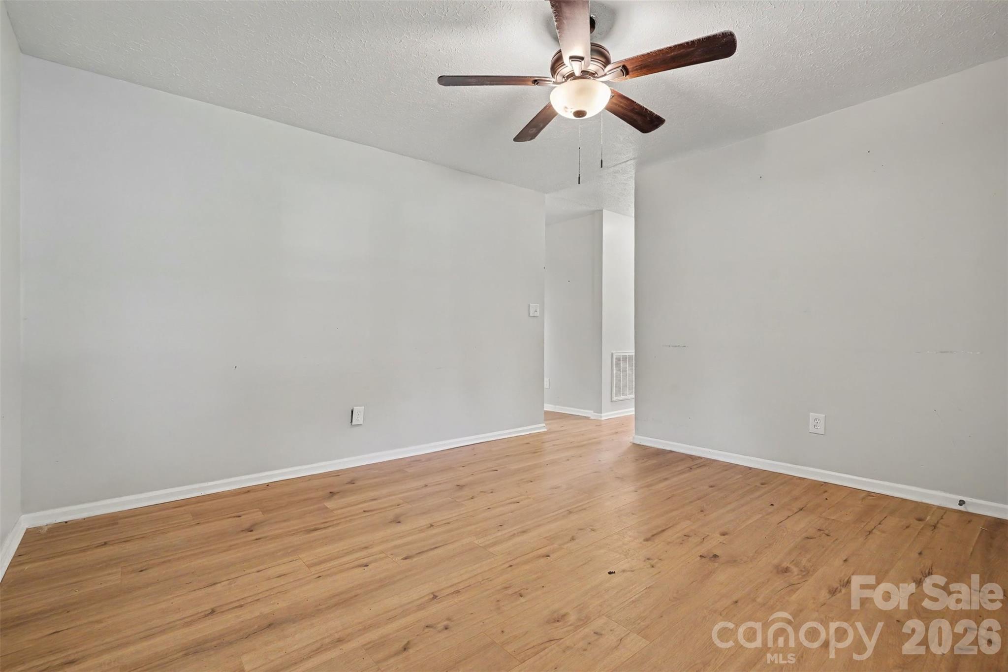 1328 Newton Street — Shelby