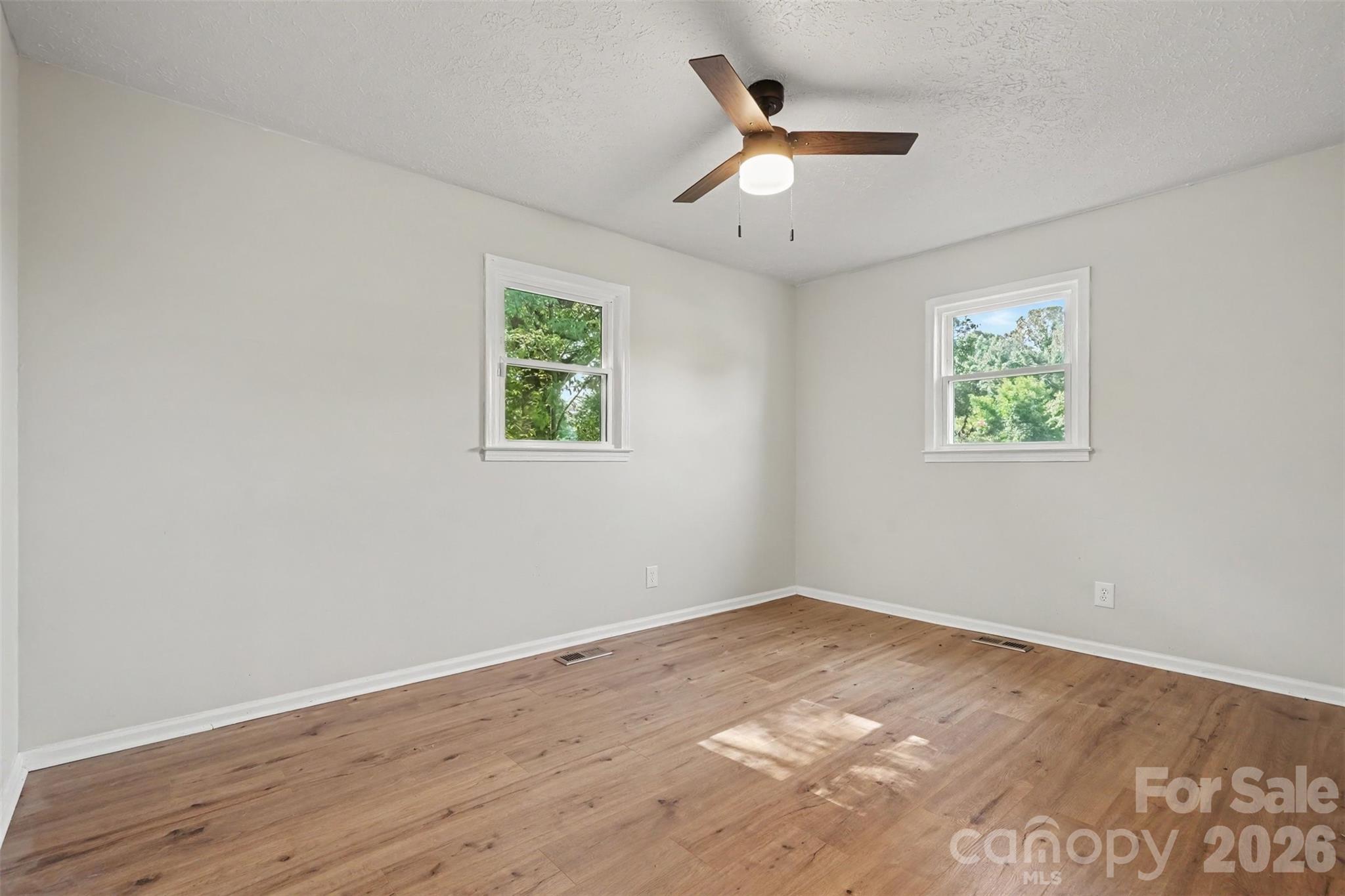 1328 Newton Street — Shelby