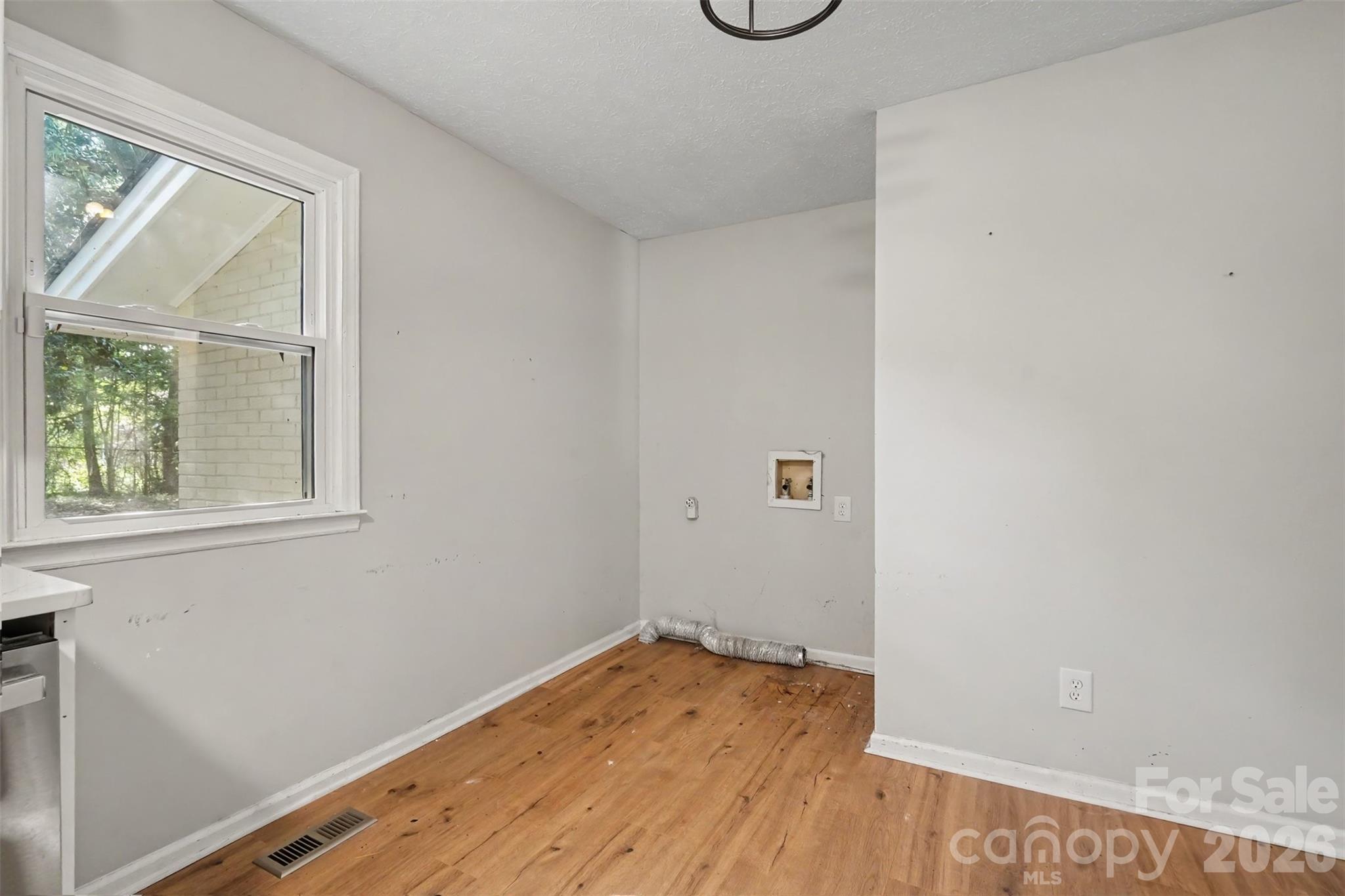1328 Newton Street — Shelby