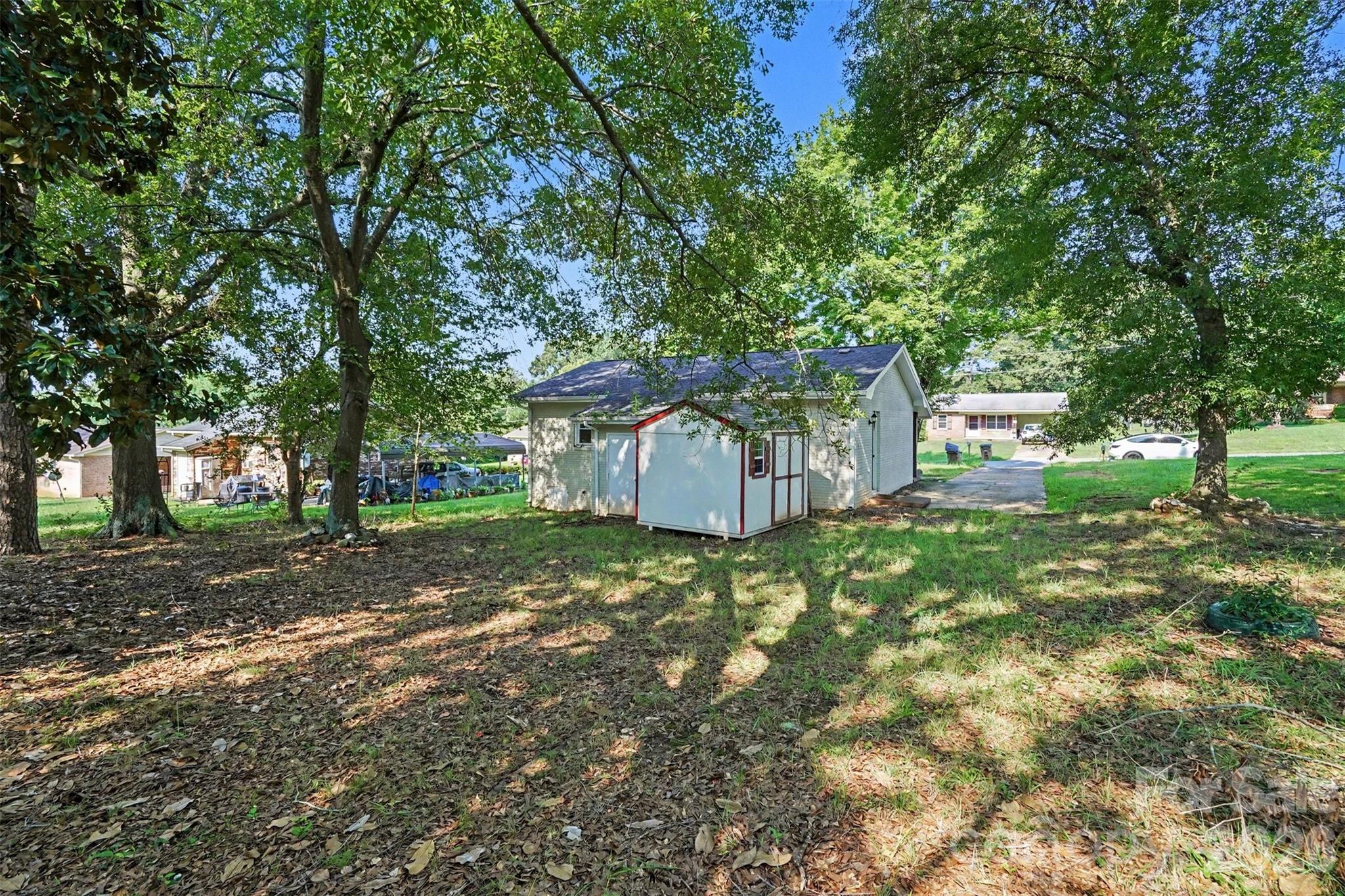 1328 Newton Street — Shelby
