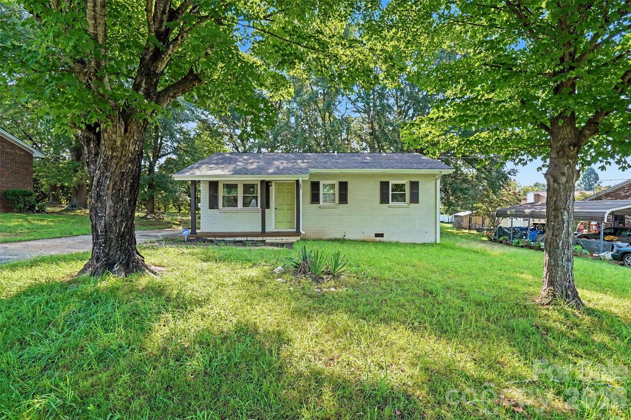 1328 Newton Street — Shelby