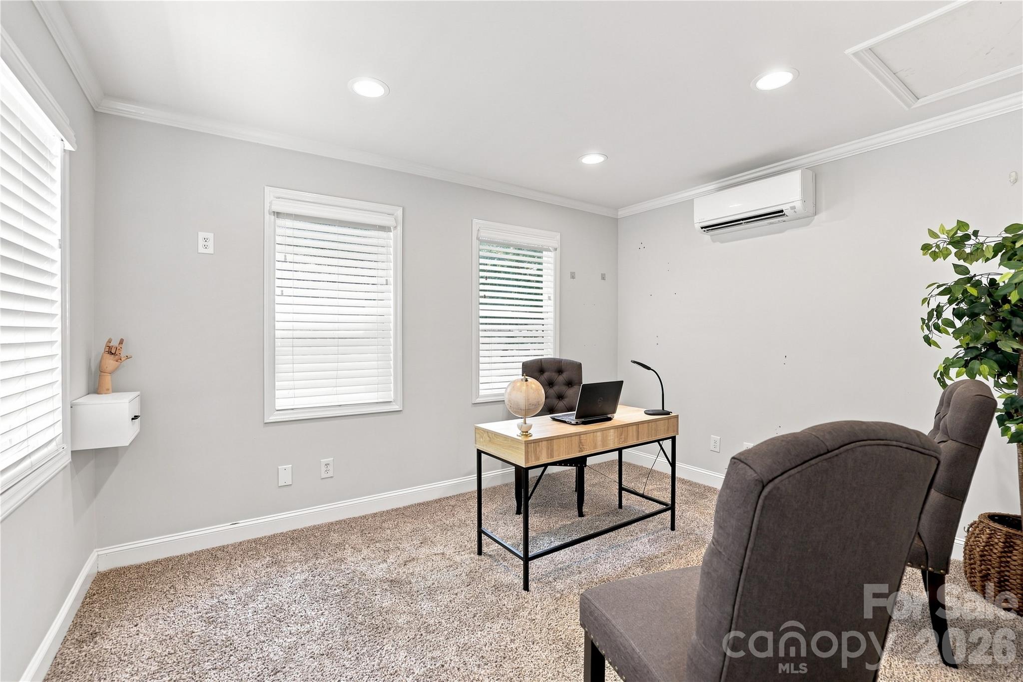 9101 E Orchard Lane — Charlotte